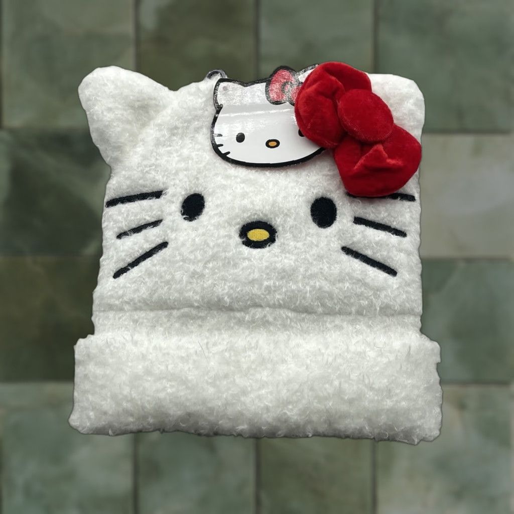 Vintage NWT Hello Kitty Beanie Adult OSFM Big Kid Teenager Fuzzy Soft Winter Hat Cute Size ONE SIZE - 1 Thumbnail