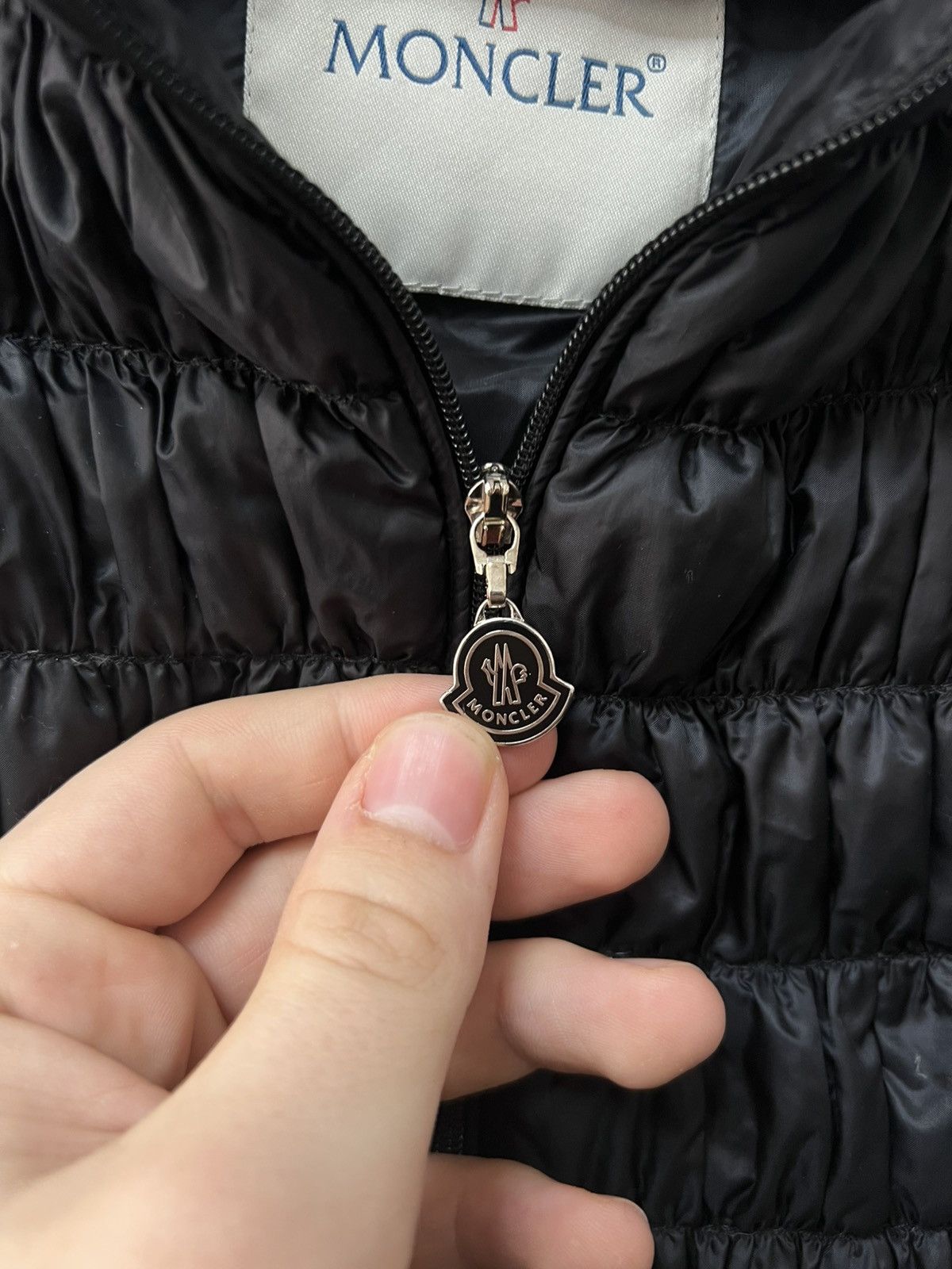 Moncler Moncler Vest Black Size US S / EU 44-46 / 1 - 2 Thumbnail