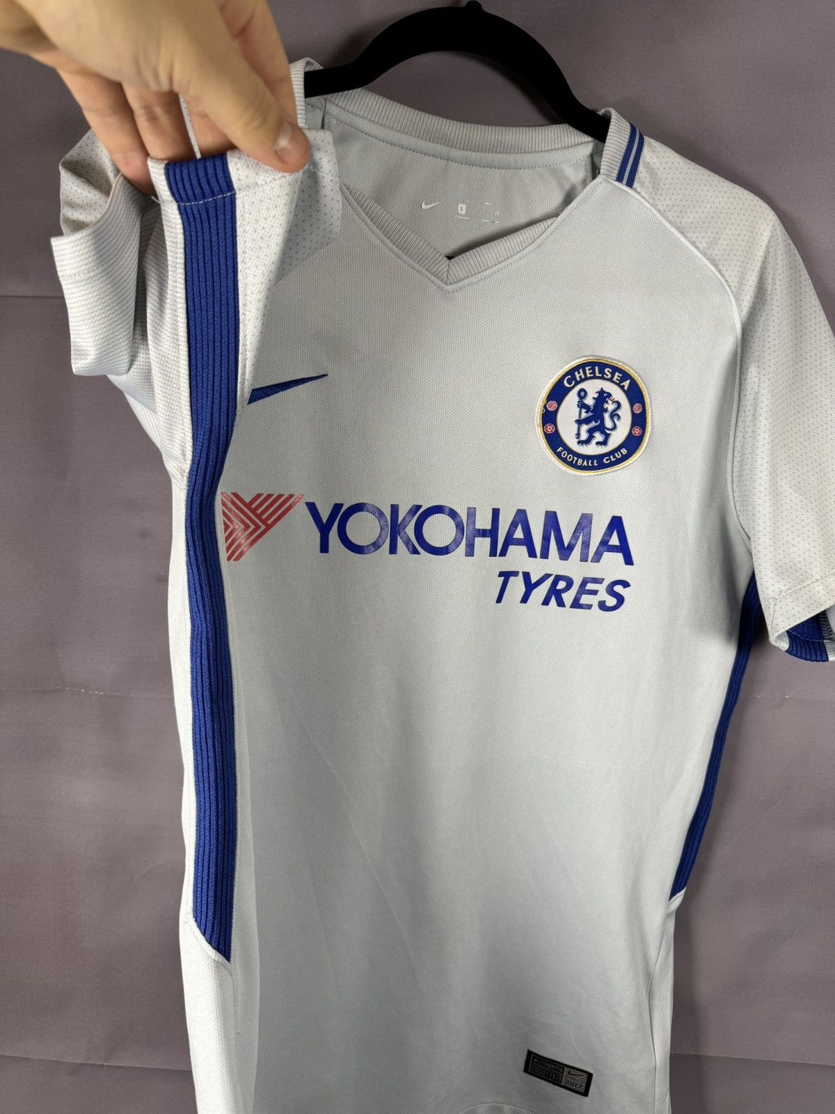 Chelsea Soccer × Nike × Vintage Vintage Chelsea 2017/18 Away Nike Jersey Blokcore Small Size US S / EU 44-46 / 1 - 8 Thumbnail