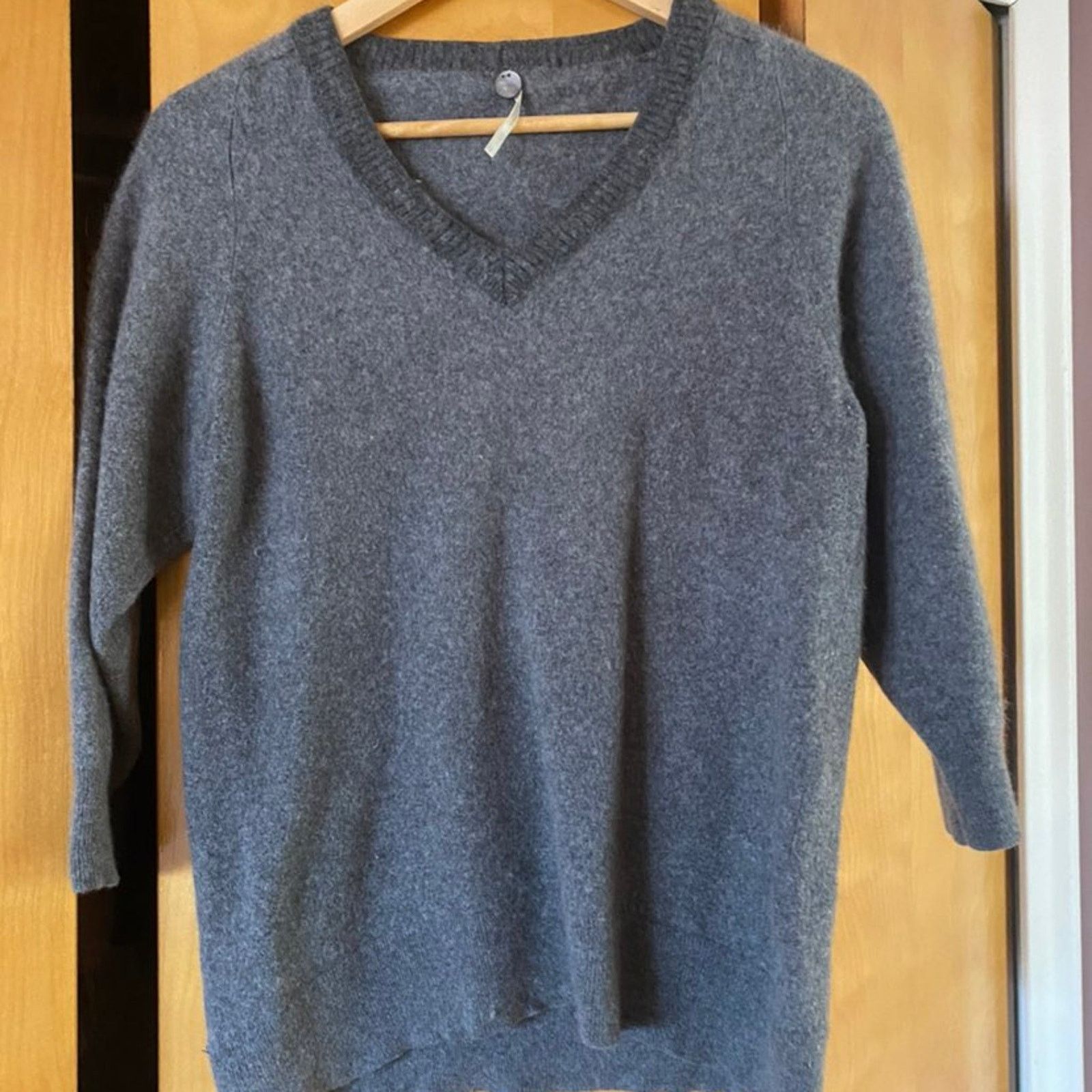 Margaret Howell Margaret O'Leary L 100% Cashmere V-neck Sweater Size L / US 10 / IT 46 - 1 Thumbnail