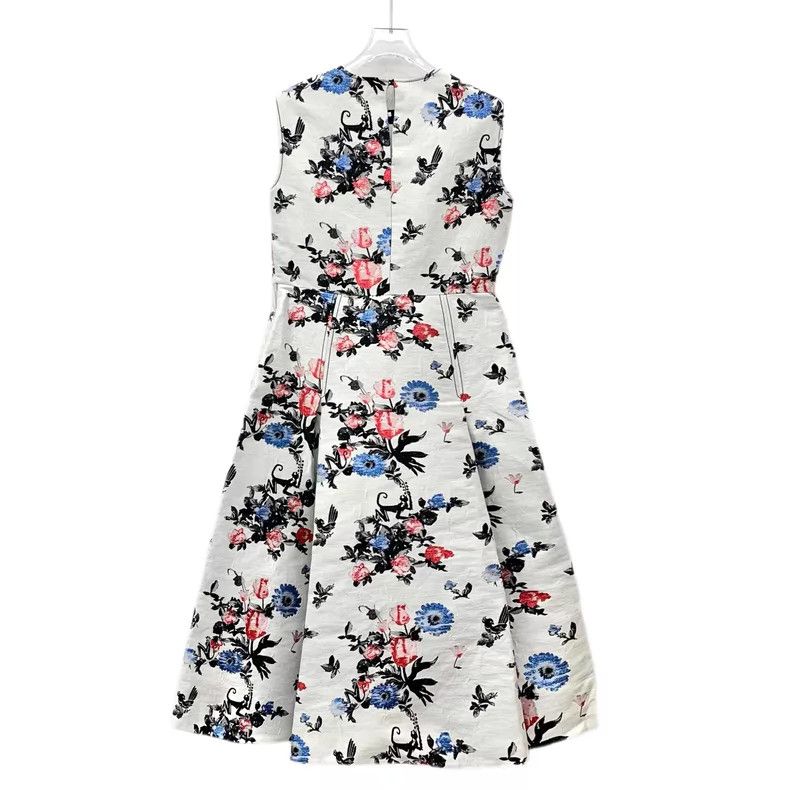 Valentino Valentino White floral print crew neck sleeveless dress Size L / US 10 / IT 46 - 2 Thumbnail