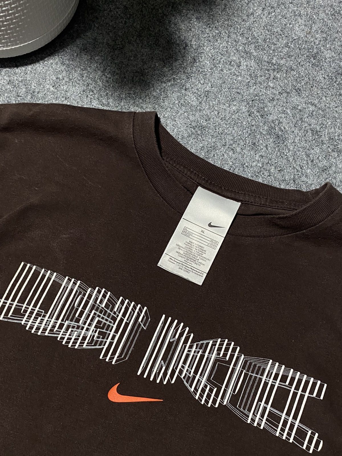 Nike × Vintage Nike Brown Just do it tee Rare T-shirt Size US XL / EU 56 / 4 - 4 Thumbnail