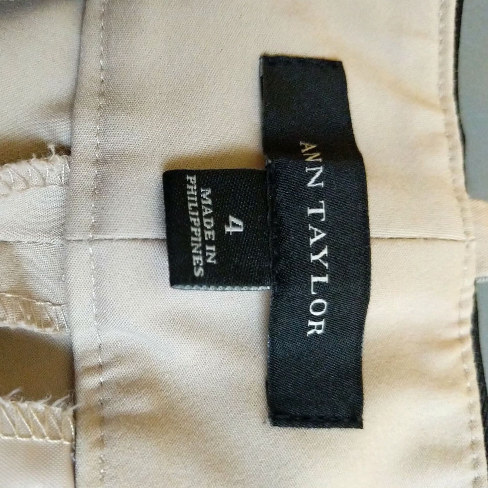 Ann Taylor Ann Taylor Pants Womens 4 Beige Dress Trim Career Business Modern Dress Pants Skinny Stretch Comfortable Regular Women Size 27" / US 4 / IT 40 - 7 Thumbnail