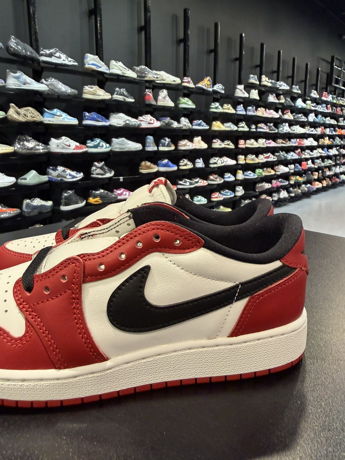 Jordan Brand Size 6 - Jordan 1 Low Retro OG Chicago (2025) Size US 6 / EU 39 - 5 Thumbnail