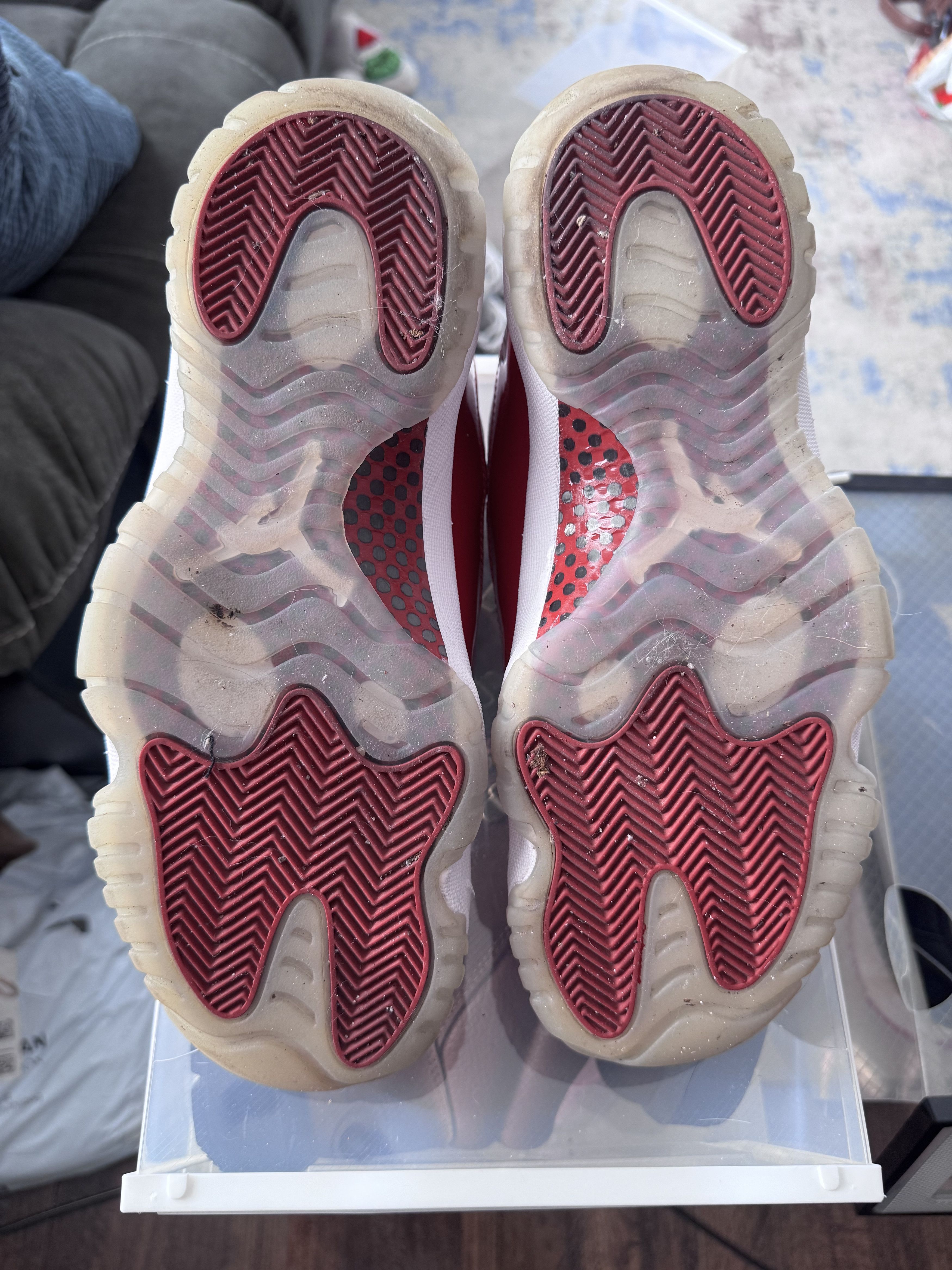 Jordan Brand Jordan 11 Retro - Cherry 2022 Size US 9.5 / EU 42-43 - 6 Thumbnail