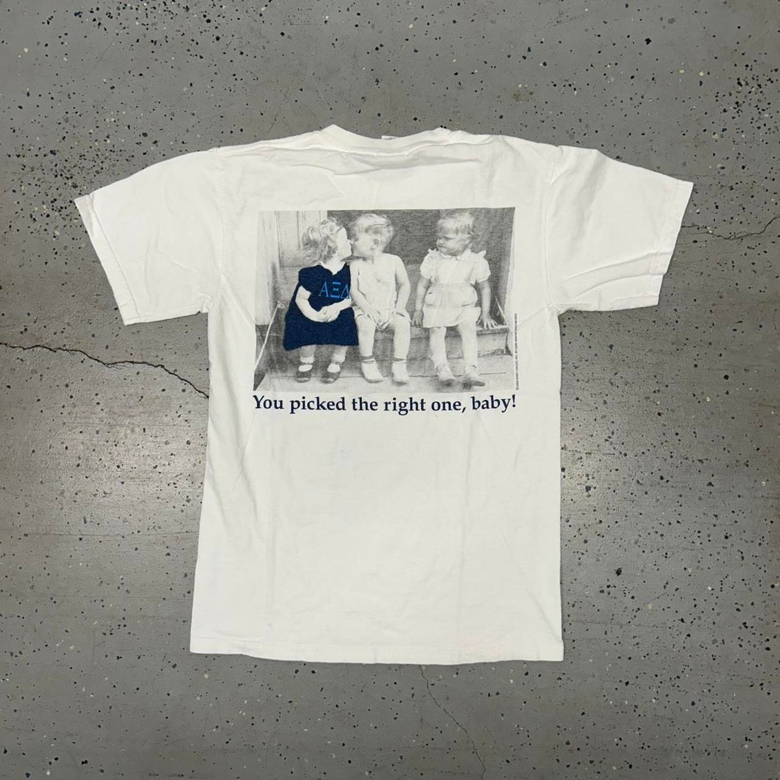 Gildan White Y2K The right choice graphic tee Size US S / EU 44-46 / 1 - 1 Thumbnail