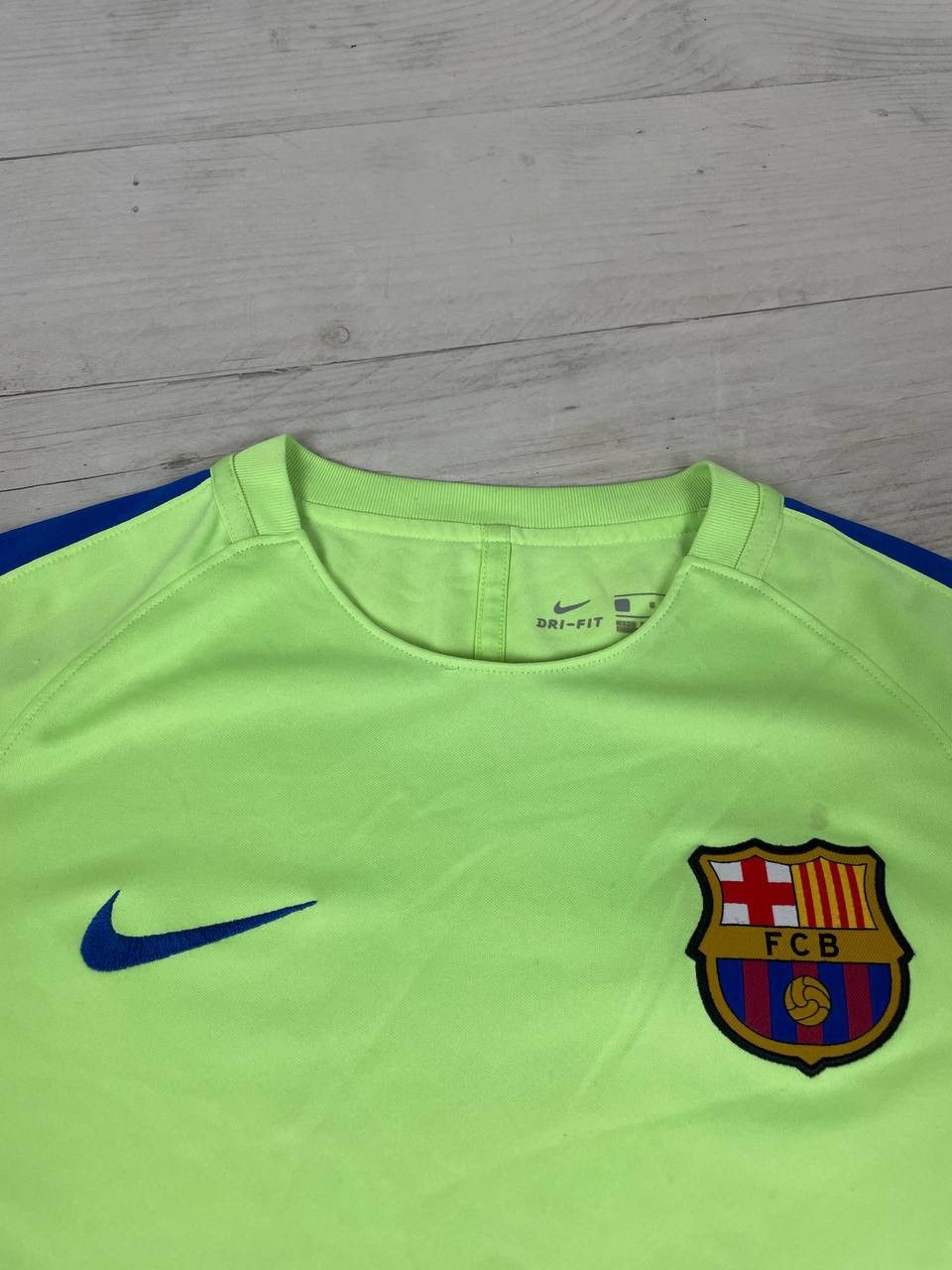 Nike Nike Barcelona 2016 2017 Training Shirt Soccer Jersey Size US L / EU 52-54 / 3 - 5 Thumbnail