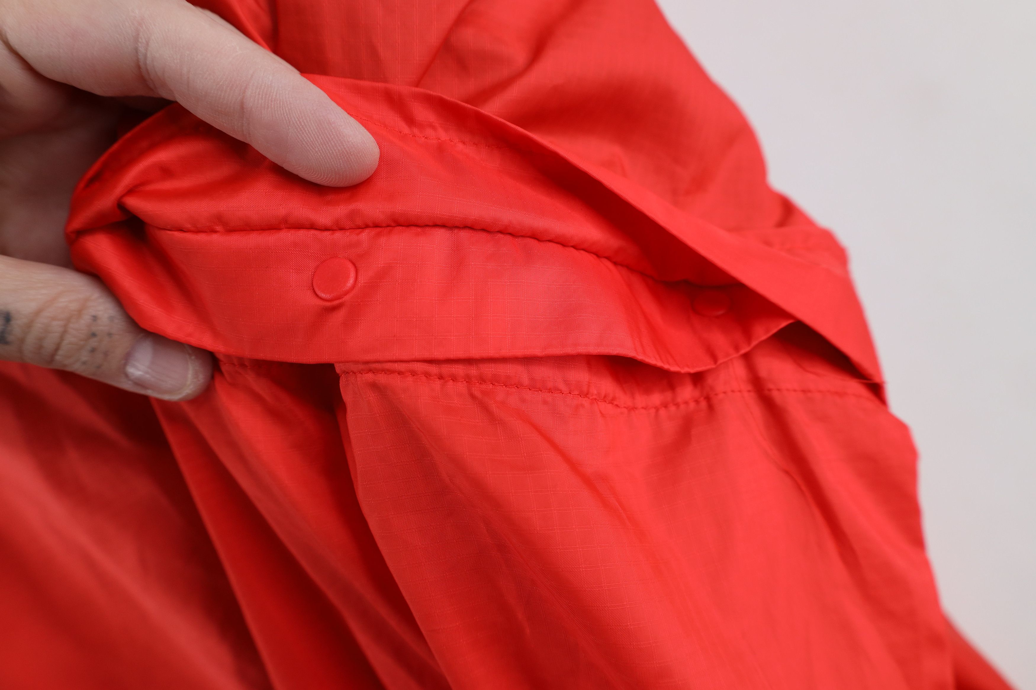 Nike × Vintage Nike Golf Mini Swoosh Lightweight Windbreaker Jacket Red Size US XL / EU 56 / 4 - 9 Thumbnail