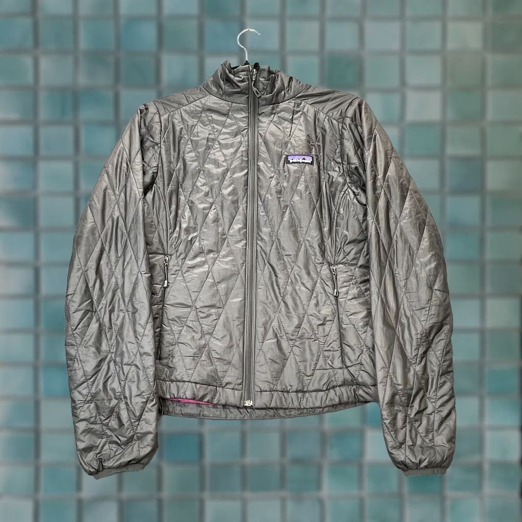 Patagonia VINTAGE Patagonia Jacket Womens Small Black Puffer Quilted Coat Insulated Mock Full Zip Size S / US 4 / IT 40 - 1 Thumbnail
