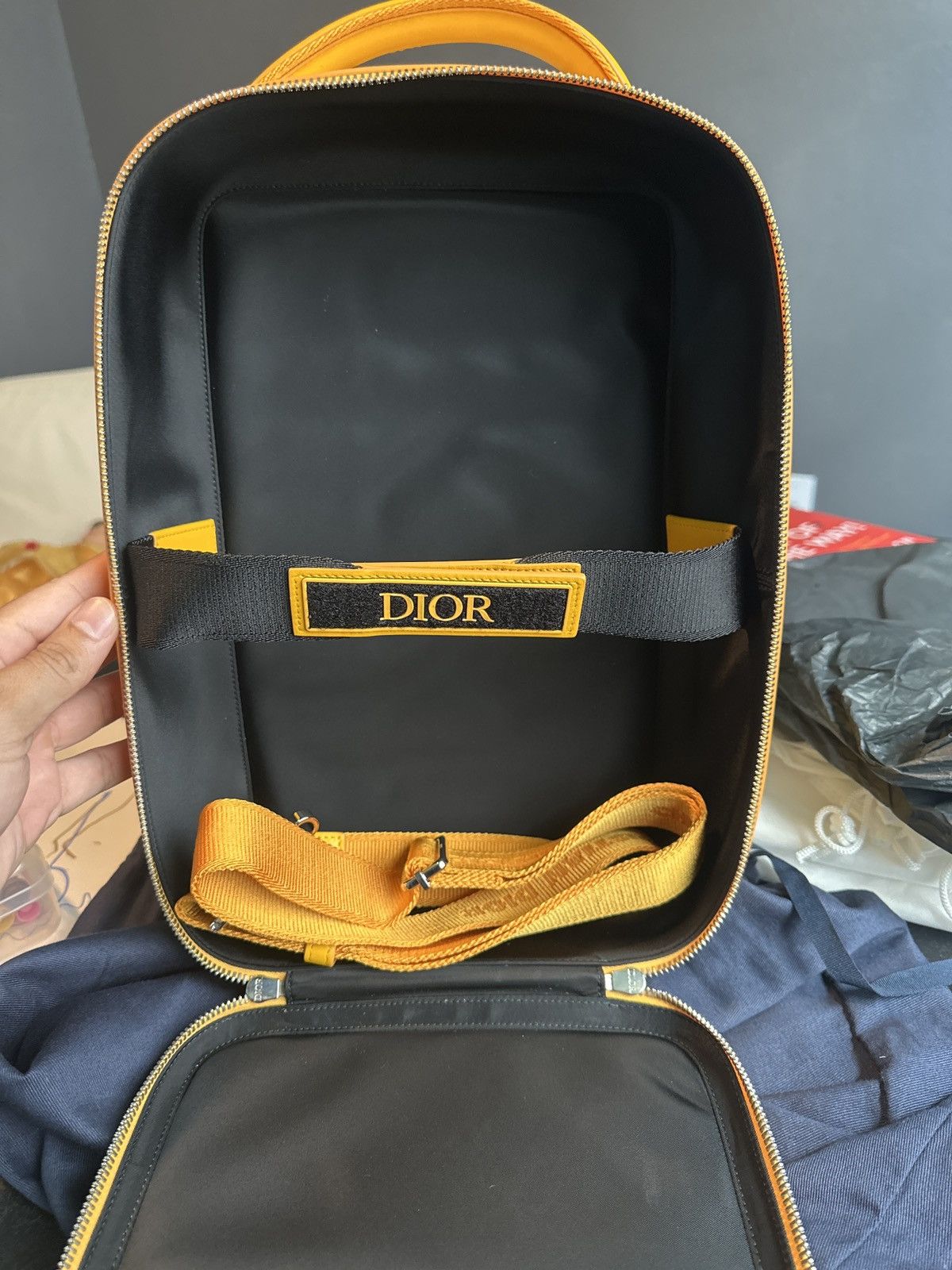 Dior *Final Price Drop* DIOR MEN Oblique Travel Bag Size ONE SIZE - 13 Thumbnail