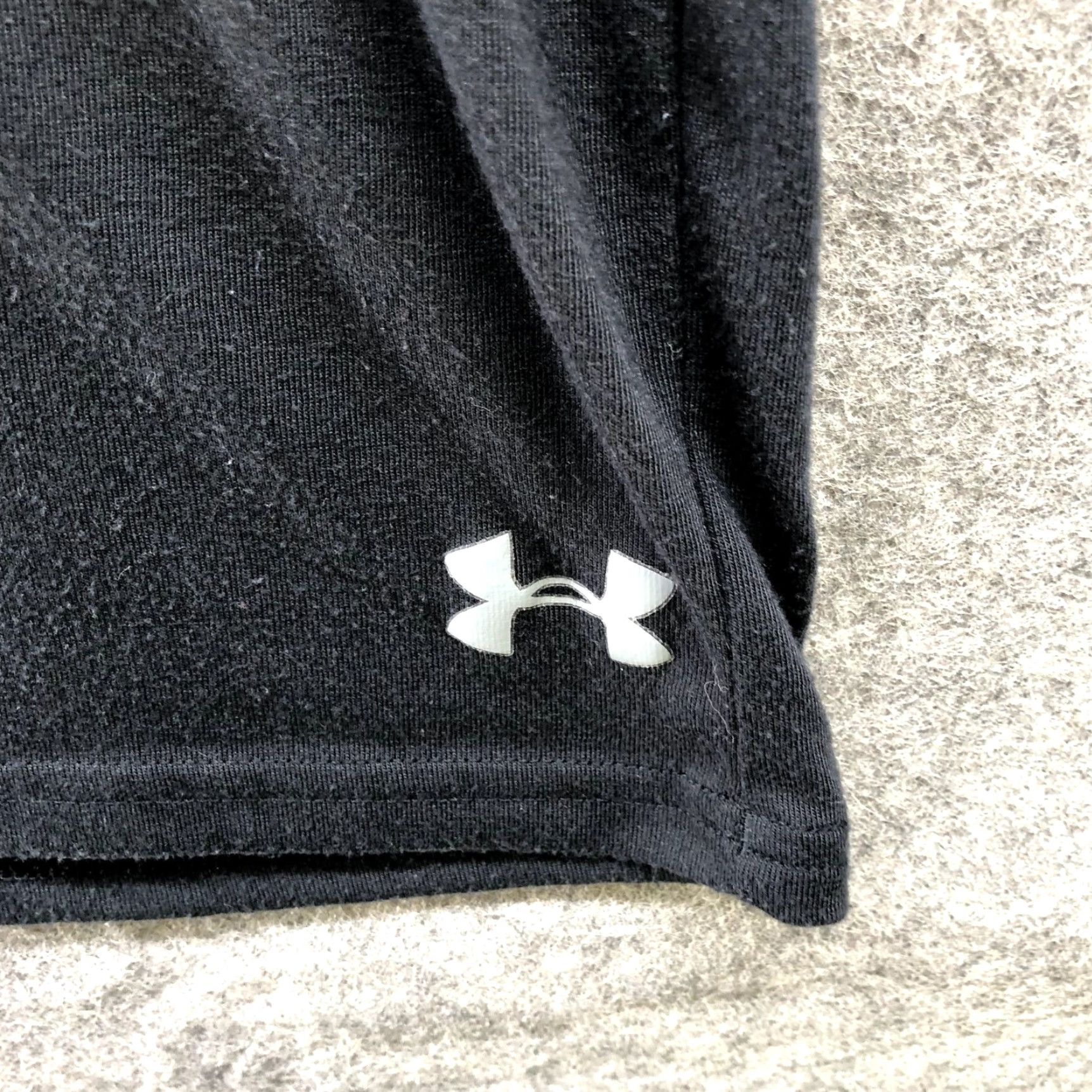 Under Armour Under Armour UA Active T Shirt Womens S Black Short Sleeve Crewneck Gym Size S / US 4 / IT 40 - 4 Thumbnail