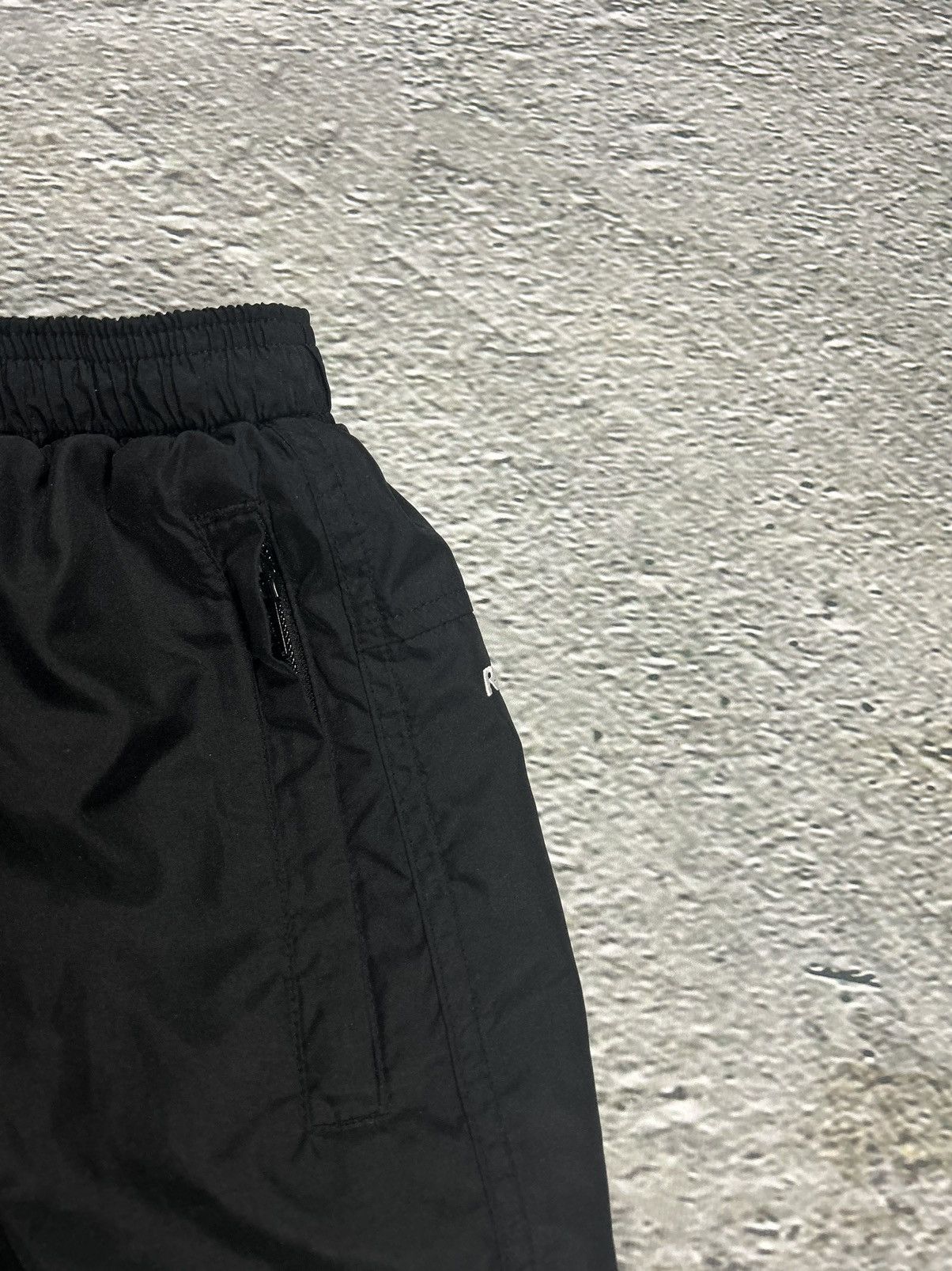 Reebok Reebok nylon track pants parachute black Y2K reflective Size US 30 / EU 46 - 4 Thumbnail