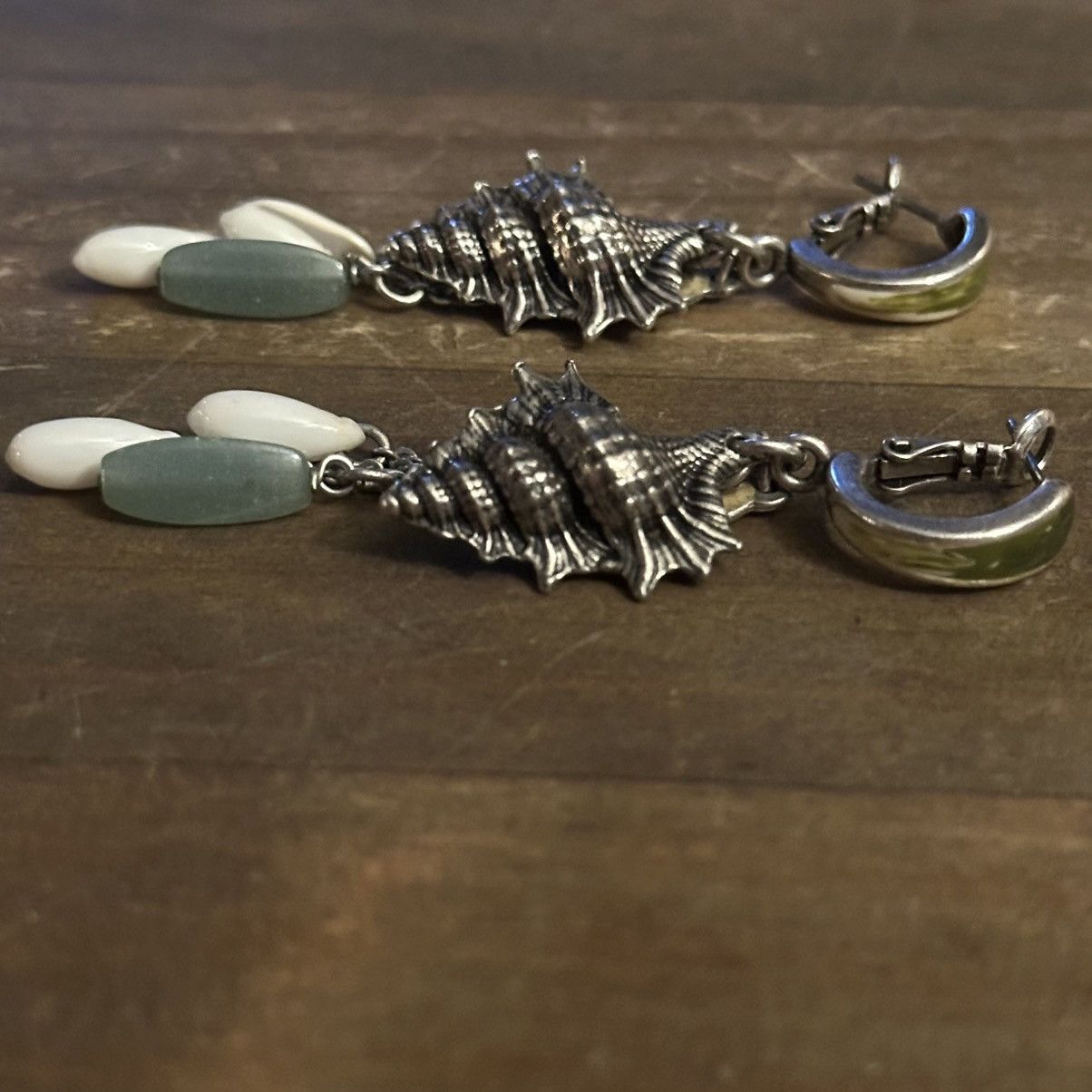 Other Nature Beachy silver tone Concho shell dangle earrings Size ONE SIZE - 4 Thumbnail