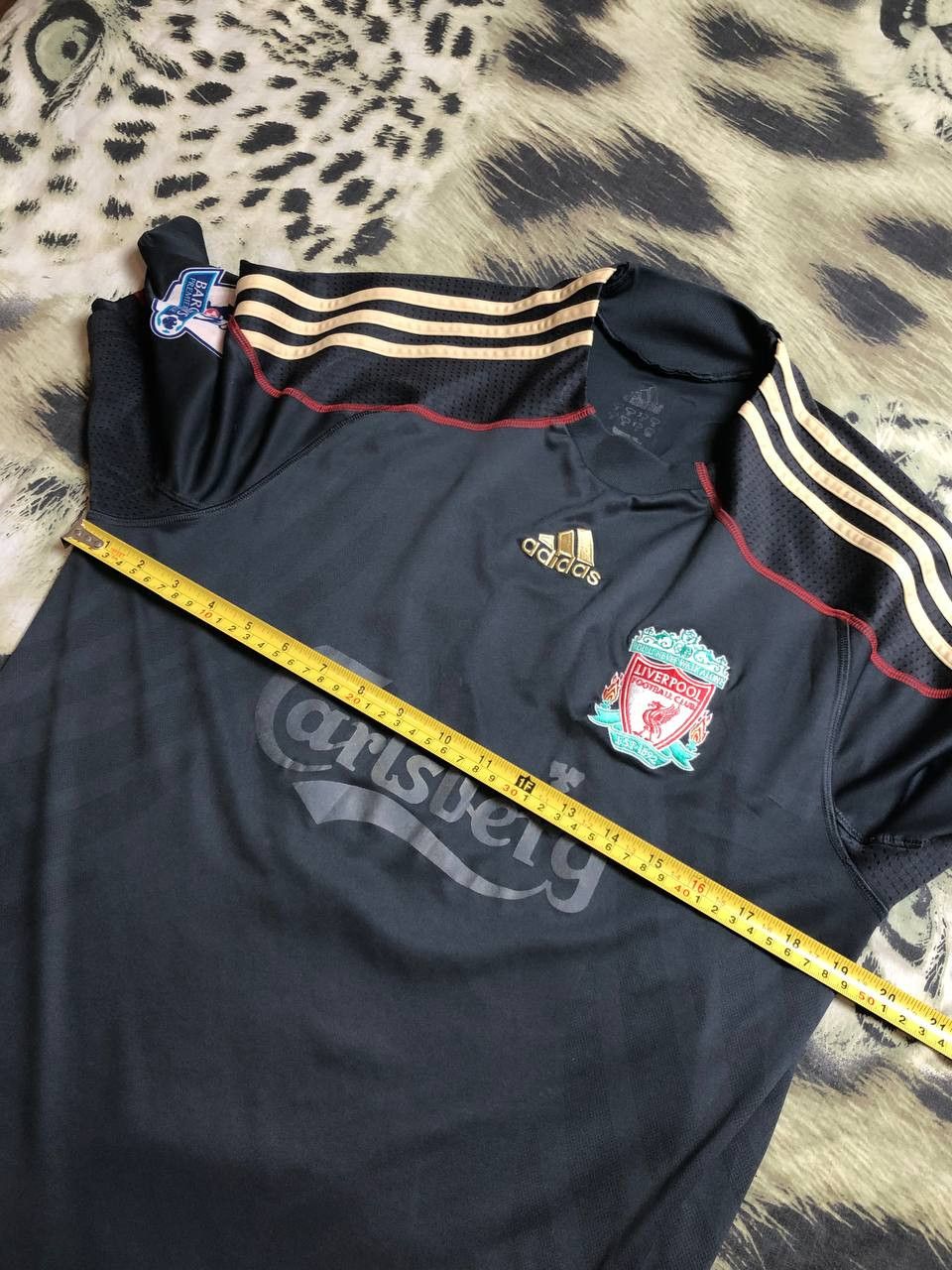 Adidas ADIDAS LIVERPOOL Men FOOTBALL SHIRT JERSEY Size US M / EU 48-50 / 2 - 12 Thumbnail