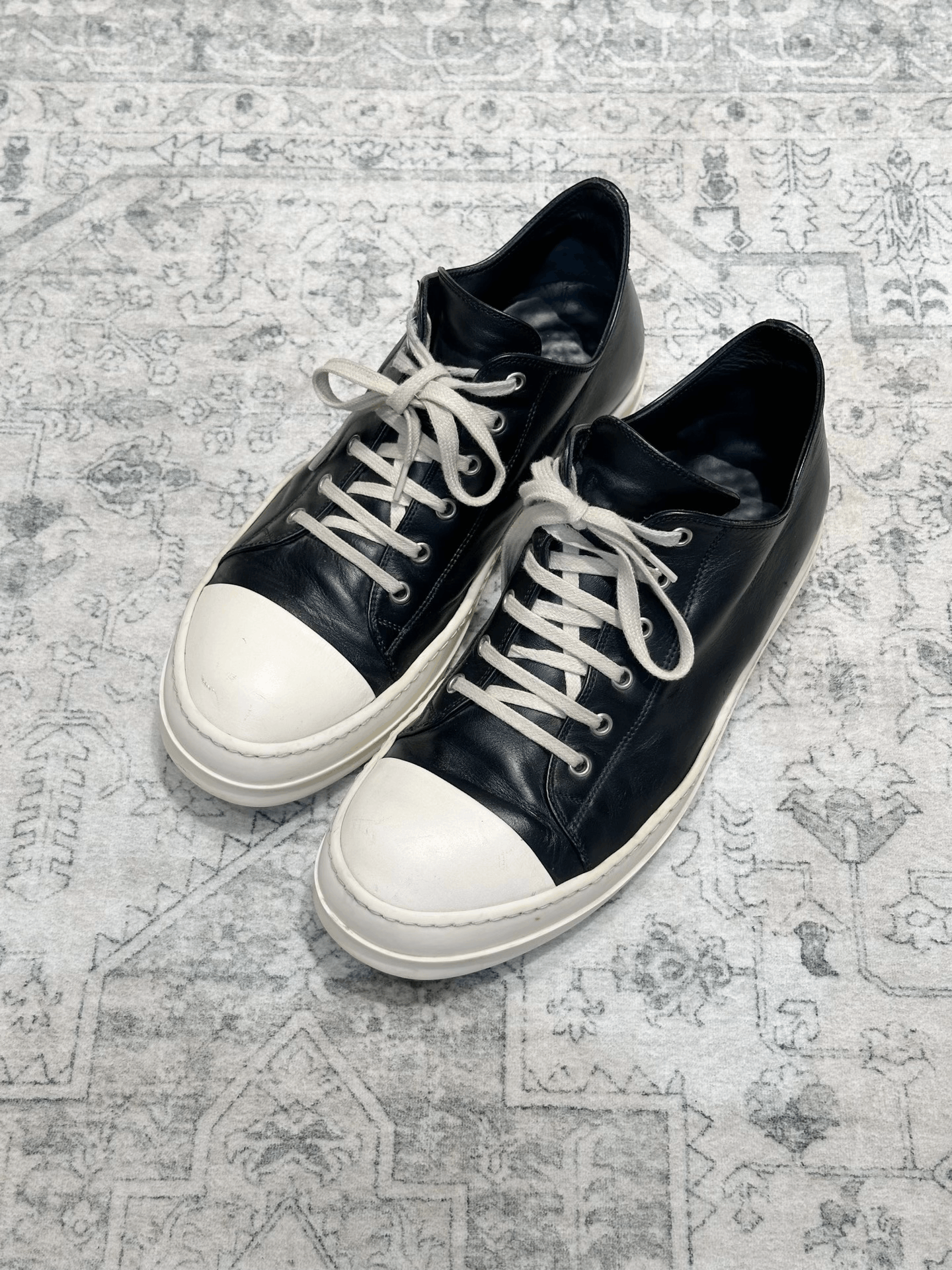 Rick Owens Rick Owens x Converse Low Top Leather Black White Size US 10 / EU 43 - 1 Thumbnail