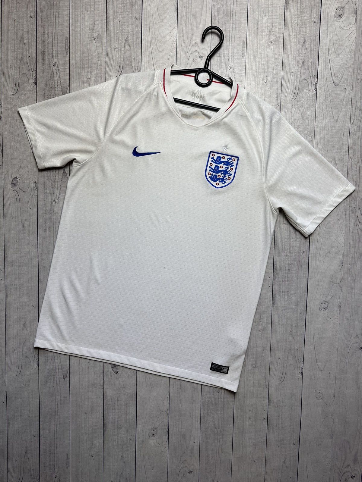 Nike × Vintage Vintage Nike England soccer jersey size L logo Size US L / EU 52-54 / 3 - 1 Thumbnail