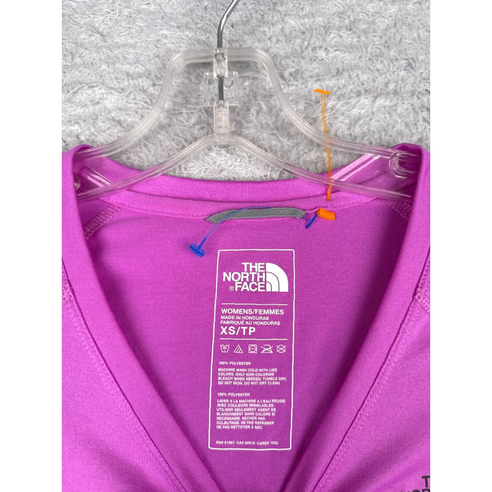 The North Face The North Face T-Shirt Women XS Purple Short Sleeve V-Neck Polyester Size XS / US 0-2 / IT 36-38 - 7 Thumbnail