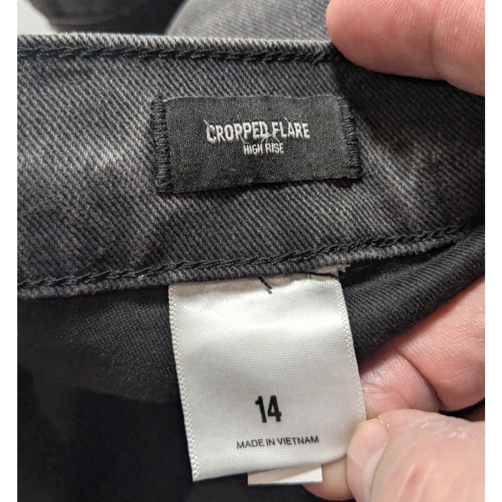 Express EXPRESS Cropped Flare High Rise - Women 14 Denim Jeans NEW Black 5-Pocket Dark Wash High Rise Womens Jeans Size 36" / US 14 / IT 50 - 4 Thumbnail