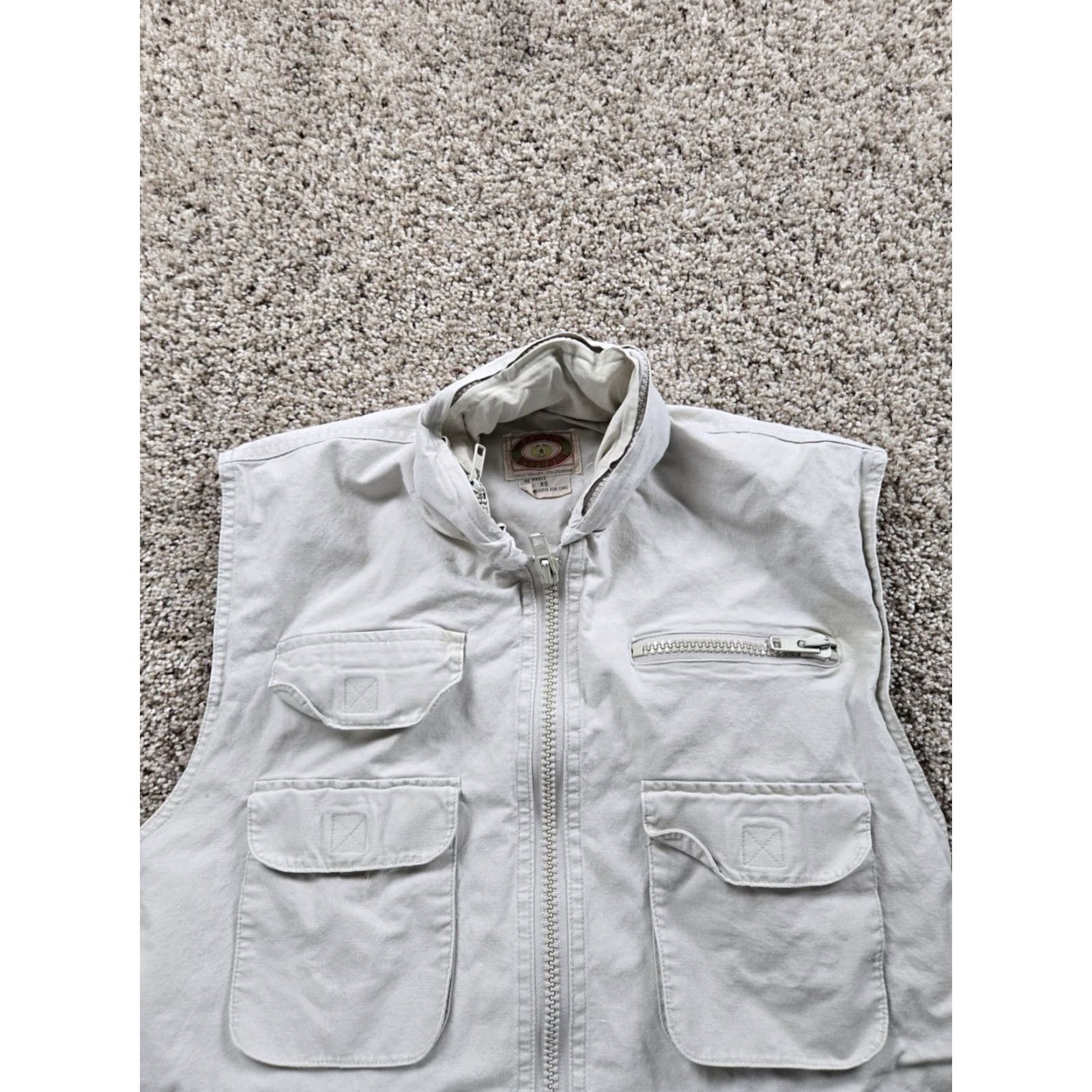 Banana Republic VINTAGE Banana Republic Safari Vest Mens XS Beige Multi Pocket Photographer 90s Size US XS / EU 42 / 0 - 4 Thumbnail