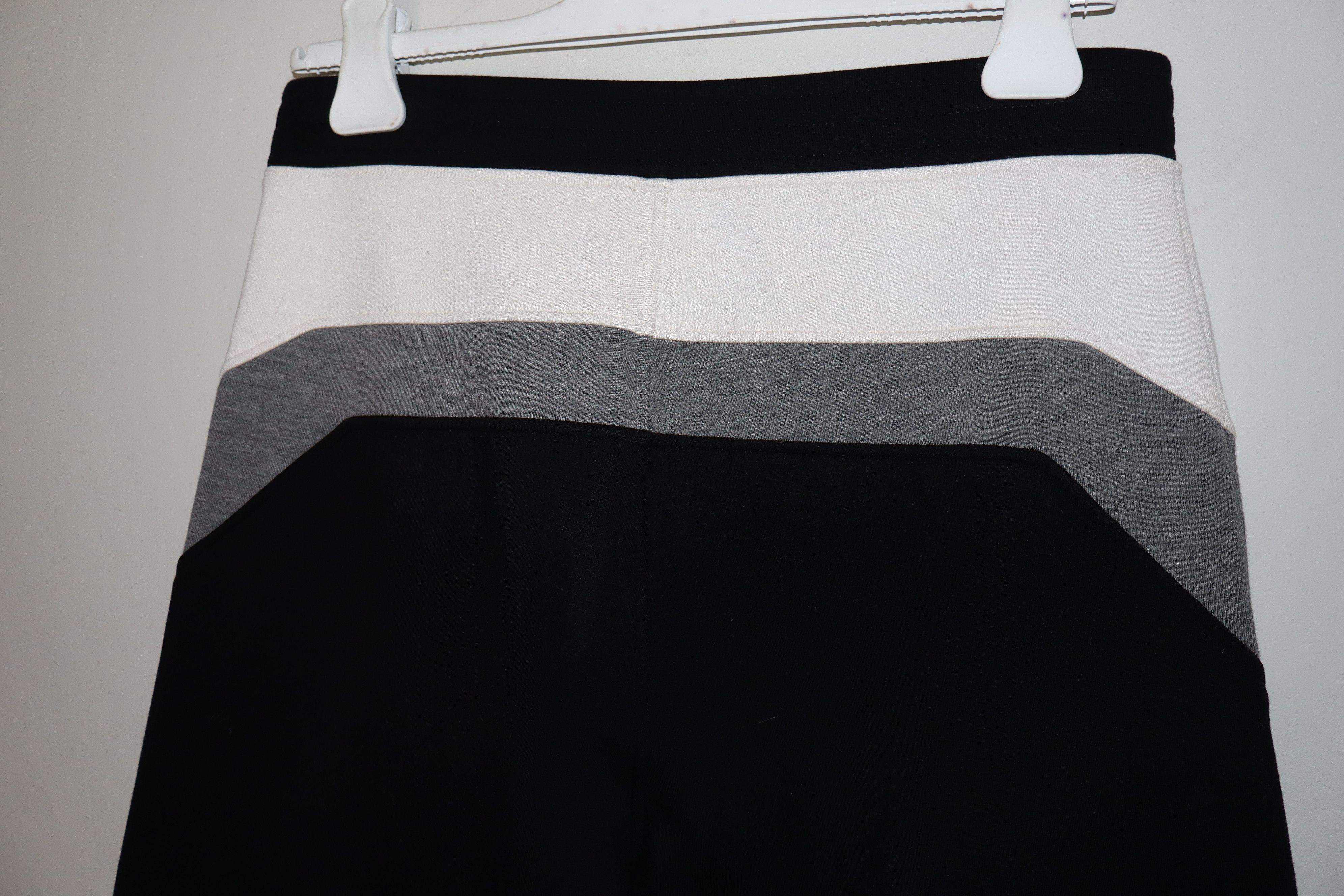 Neil Barrett Chevron neoprene inserts sweatpants Size US 32 / EU 48 - 10 Thumbnail