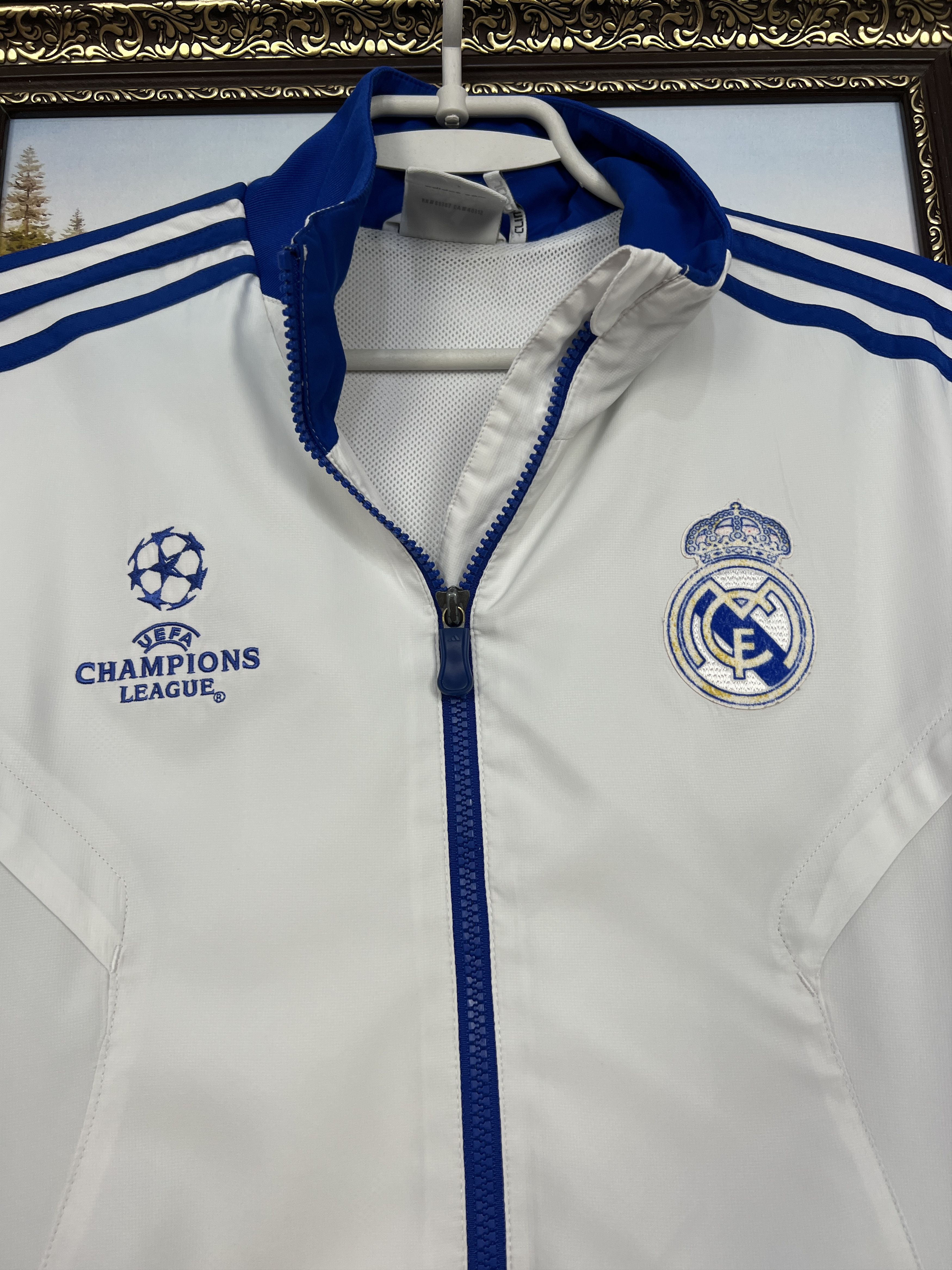 Adidas Vintage Adidas Real Madrid White Football Jacket Soccer Size US M / EU 48-50 / 2 - 3 Thumbnail