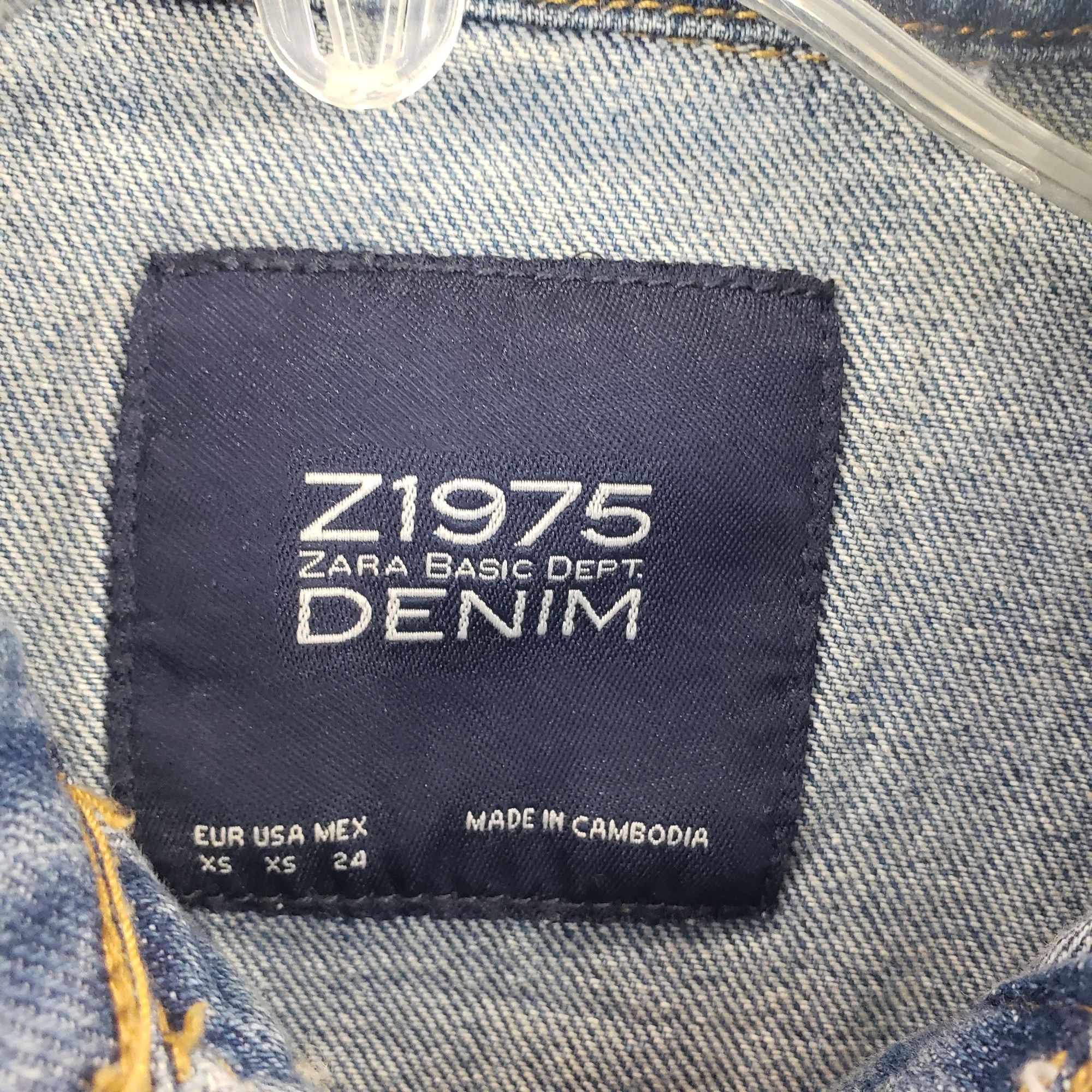 Zara ZARA Distressed Denim Jacket With Frayed Hem & Rips Womens X Size XS / US 0-2 / IT 36-38 - 13 Thumbnail