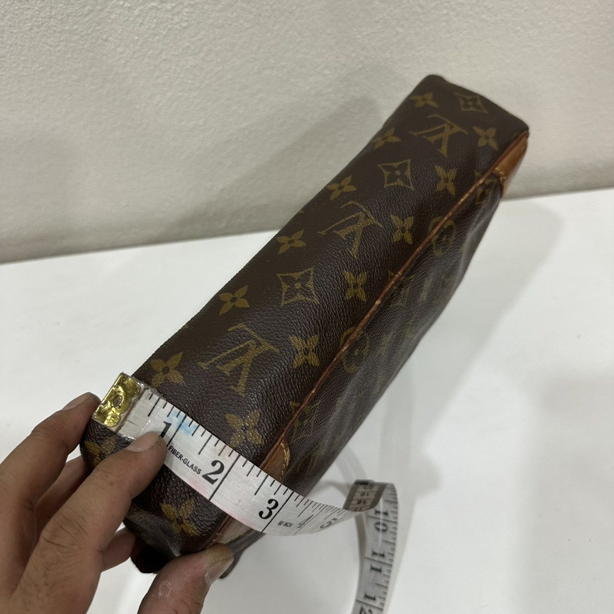 Louis Vuitton LOUIS VUITTON COMPIENGE 28 MONOGRAM CLUTCH BAG Size ONE SIZE - 8 Thumbnail