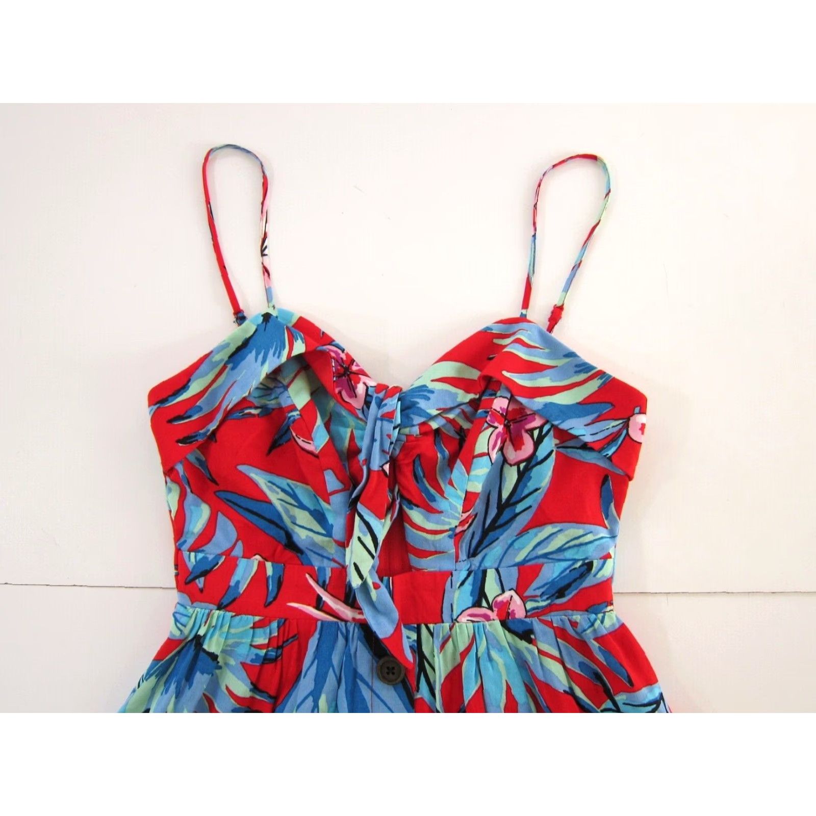 Vintage Jodi Kristopher 100% Rayon Red Blue Floral Spaghetti Strap Empire Sun Dress XS Women Sleeveless Sundress Shirt Dress Wrap Dress 70s 90s Size XS / US 0-2 / IT 36-38 - 3 Thumbnail