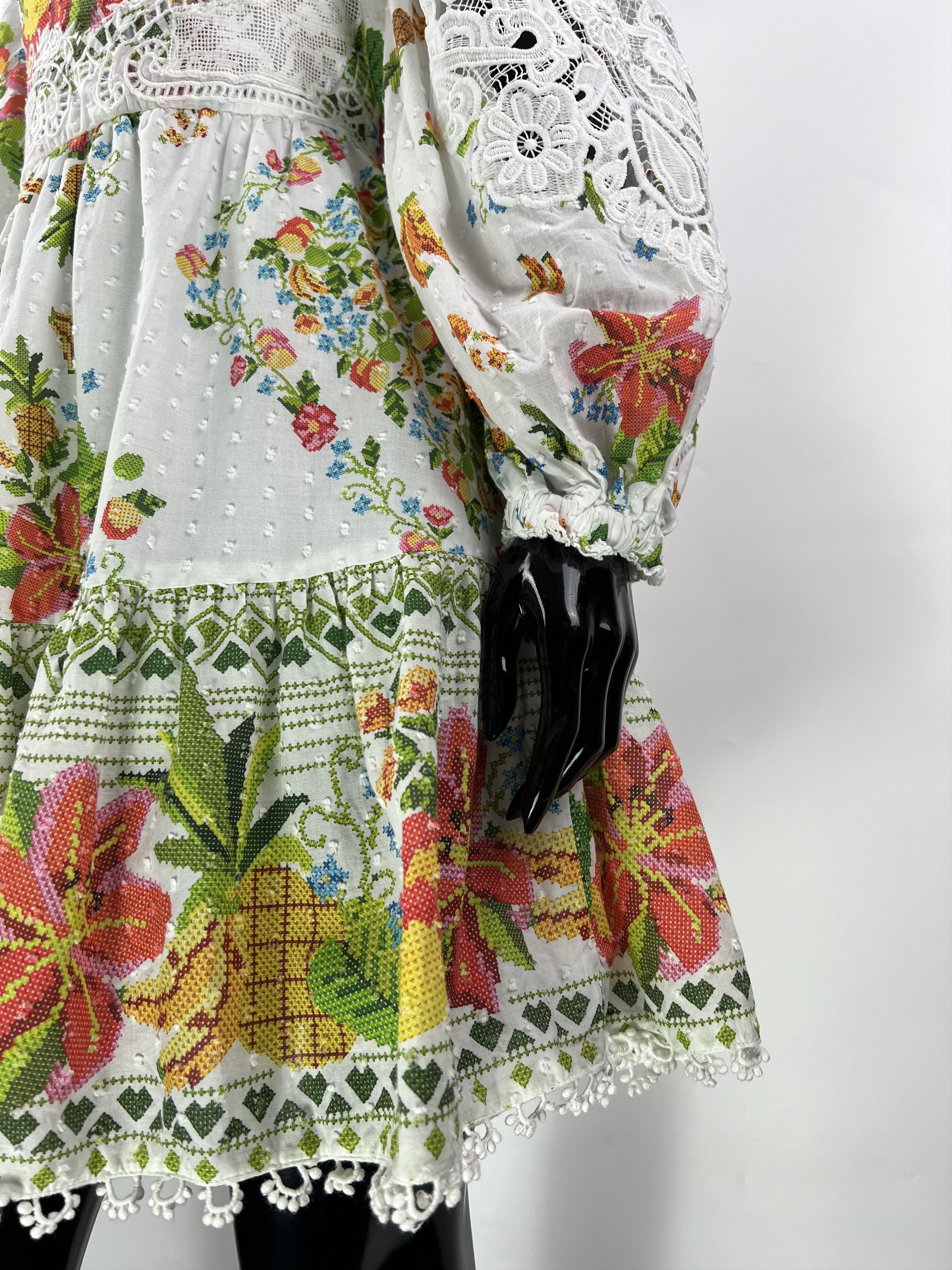 Farm Rio Farm Rio Lace Short Dress Size XS Size XS / US 0-2 / IT 36-38 - 10 Thumbnail