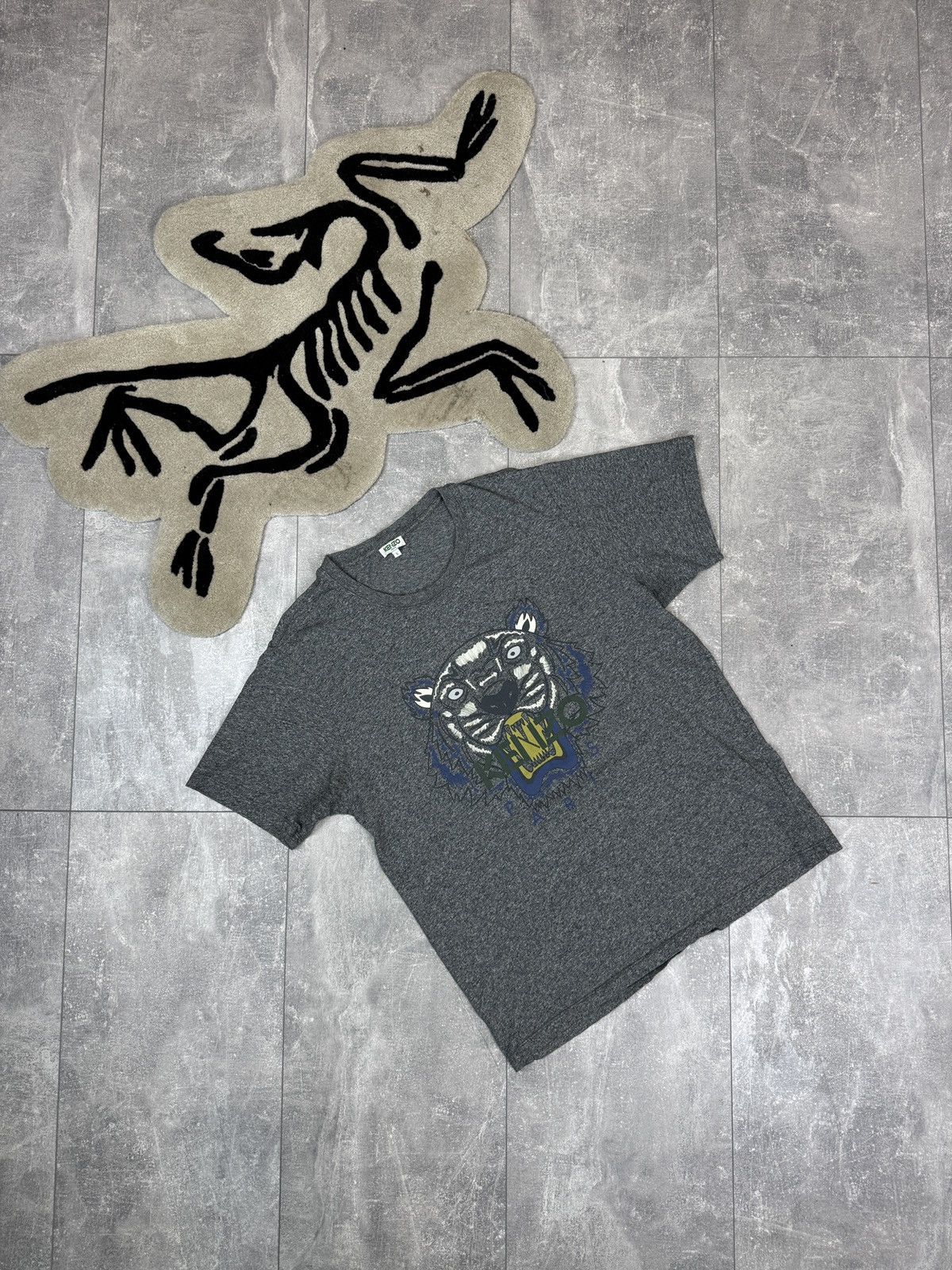 Kenzo Mens Vintage Kenzo Paris T-shirt big logo tiger tee luxury Size US L / EU 52-54 / 3 - 1 Thumbnail