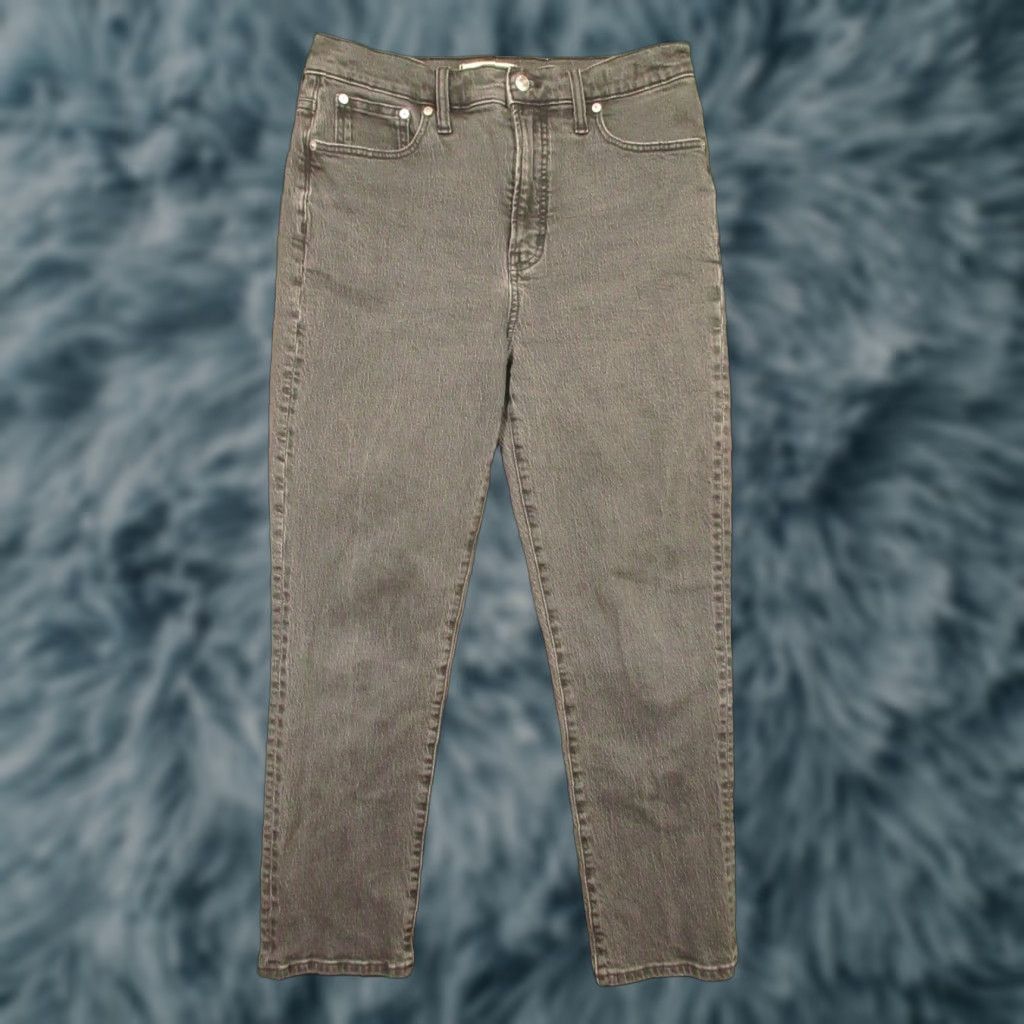 Madewell Madewell Jeans Womens 29x28 Black Stretch Den im High Rise Tapered Distressed Pockets Relaxed Regular Size Type: Regular Women Size 26" / US 2 / IT 38 - 1 Thumbnail
