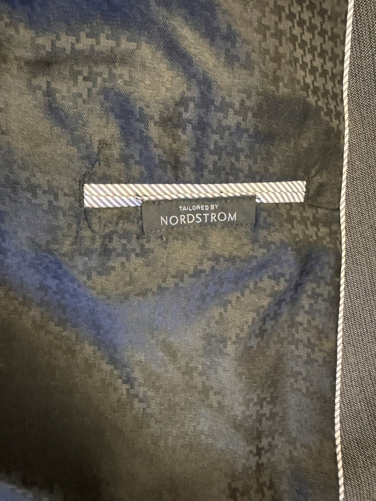 John Varvatos John Varvatos Star USA Peak Lapel Suit Jacket in Grey 44R Size 44R - 6 Thumbnail
