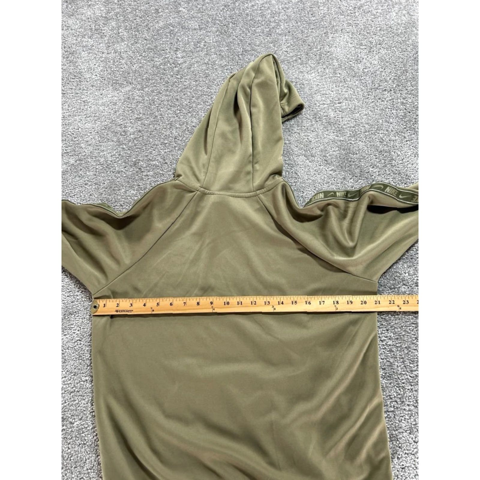 Nike Nike Hoodie Mens Medium Green Running Pullover Center Swoosh Size US M / EU 48-50 / 2 - 5 Thumbnail