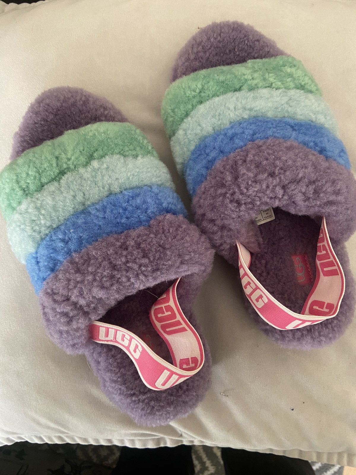 Ugg UGG slippers Fluff Yeah Pride Slide USA 7 UK 5 EU38 Size US 7.5 / IT 37.5 - 3 Thumbnail