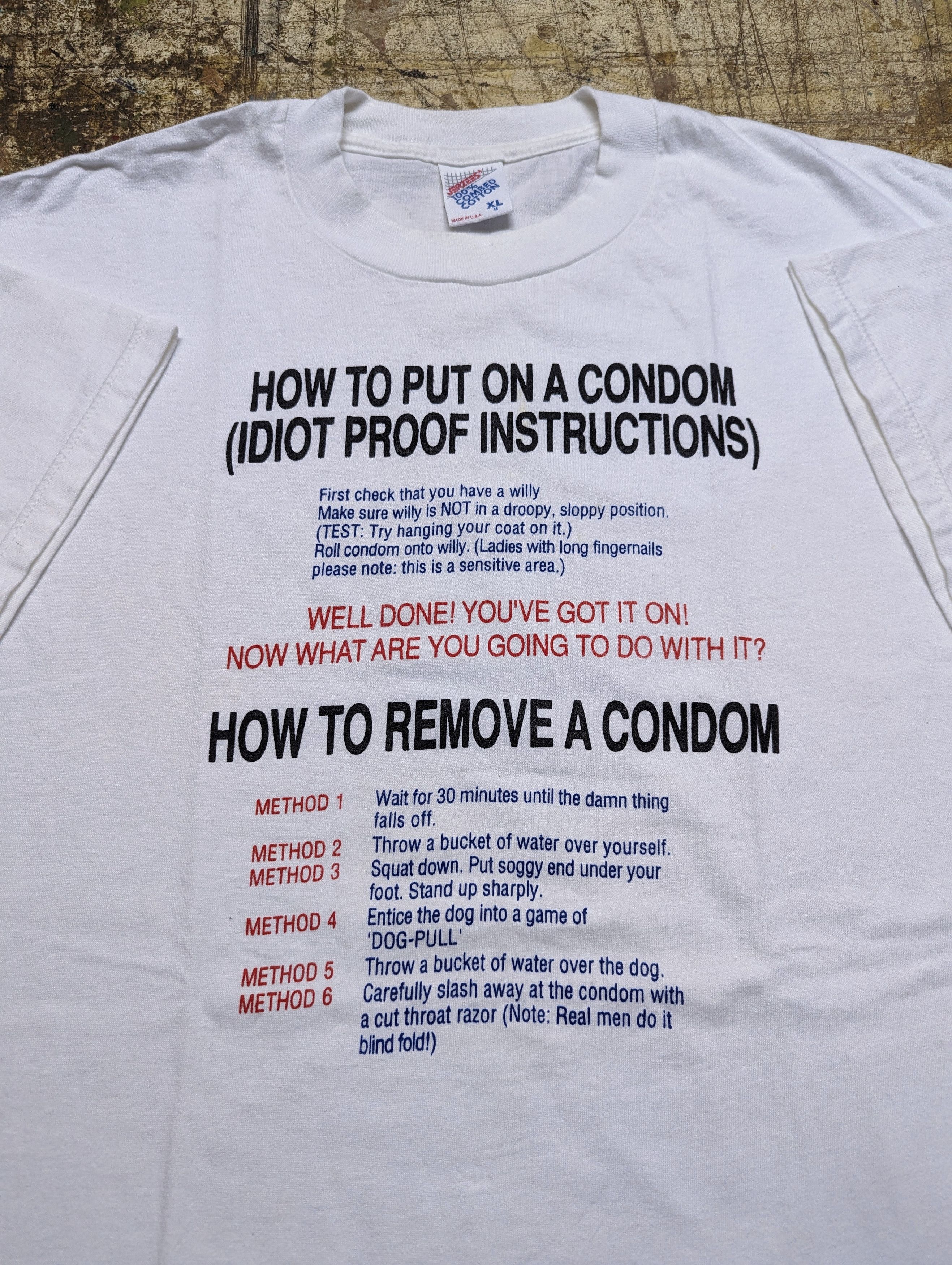 Vintage 90s Jerzees "How To Put On A Candom" T Shirt Size US XL / EU 56 / 4 - 1 Thumbnail