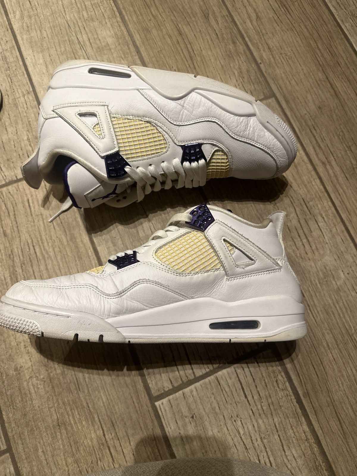 Jordan Brand Jordan 4 metallic purple Size US 11 / EU 44 - 1 Thumbnail