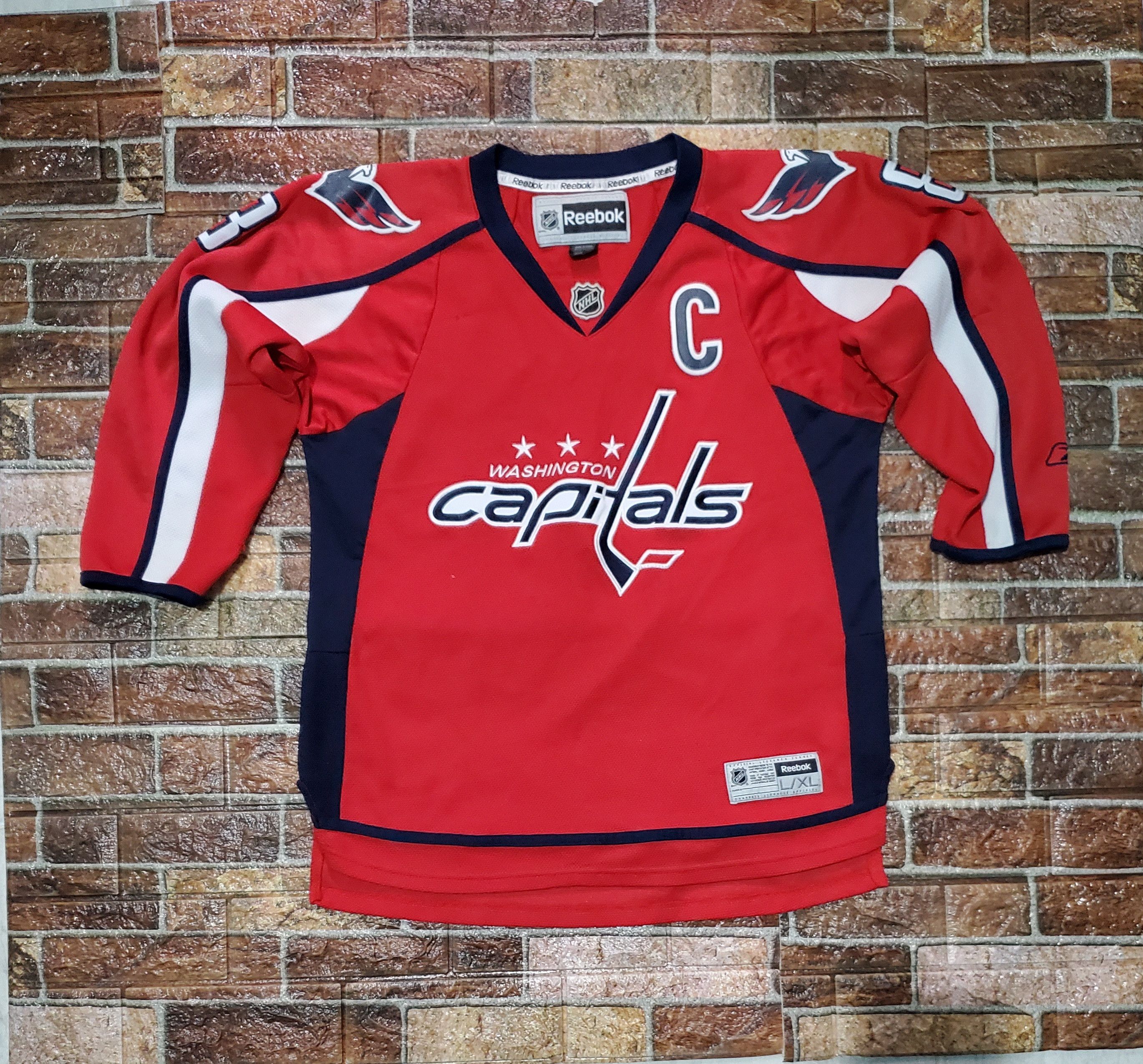 Reebok製 NHL ワシントン キャピタルズ ＃8 [OVECHKIN]モデル 赤×紺 表M Reebok製 NHL ワシントン キャピタルズ ＃8 [OVECHKIN]モデル 赤