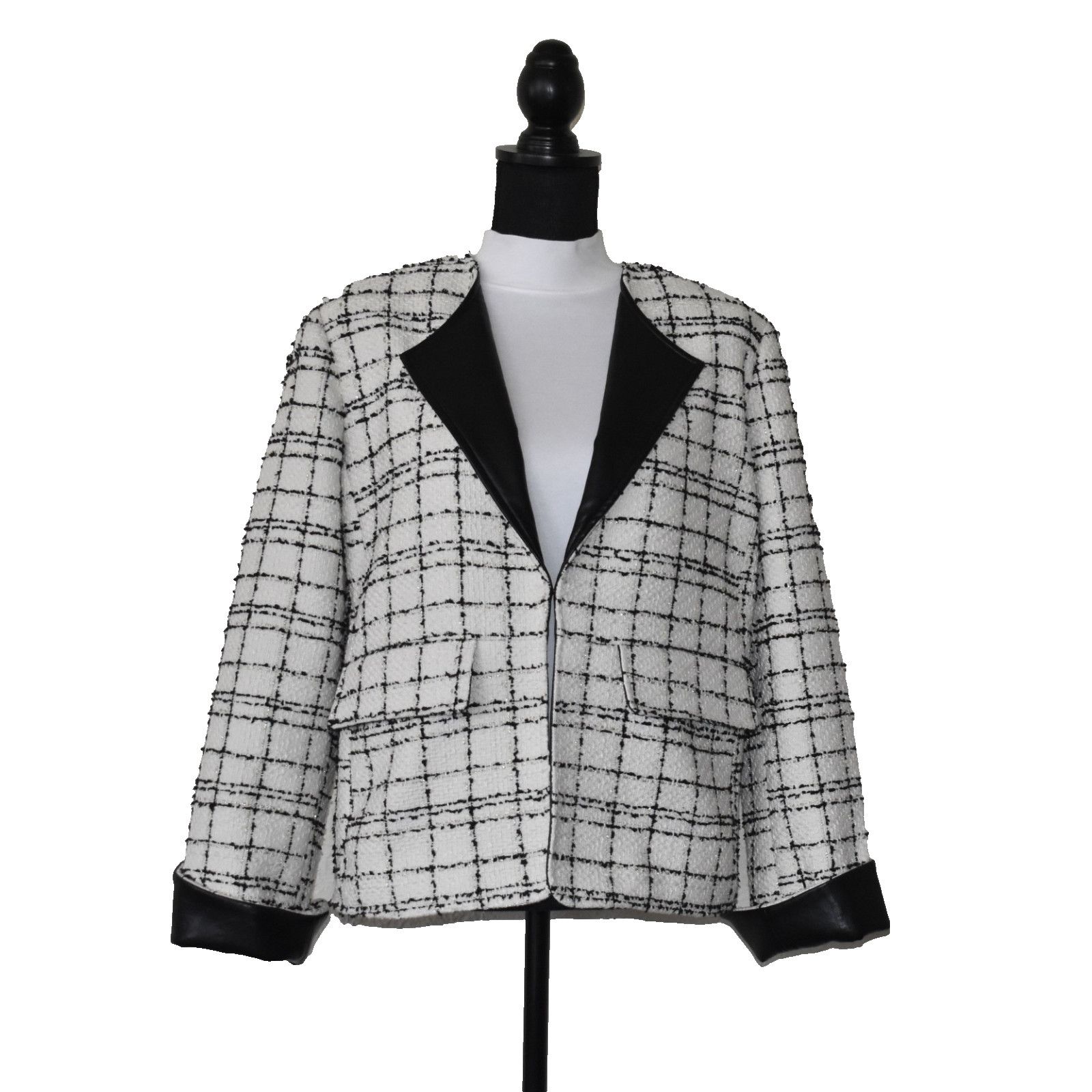 Chicos NWT CHICOS Ecru Tweed & Faux Leather Jacket Sz 3 US 16 $139 Size XXL / US 16-18 / IT 52-54 - 1 Thumbnail