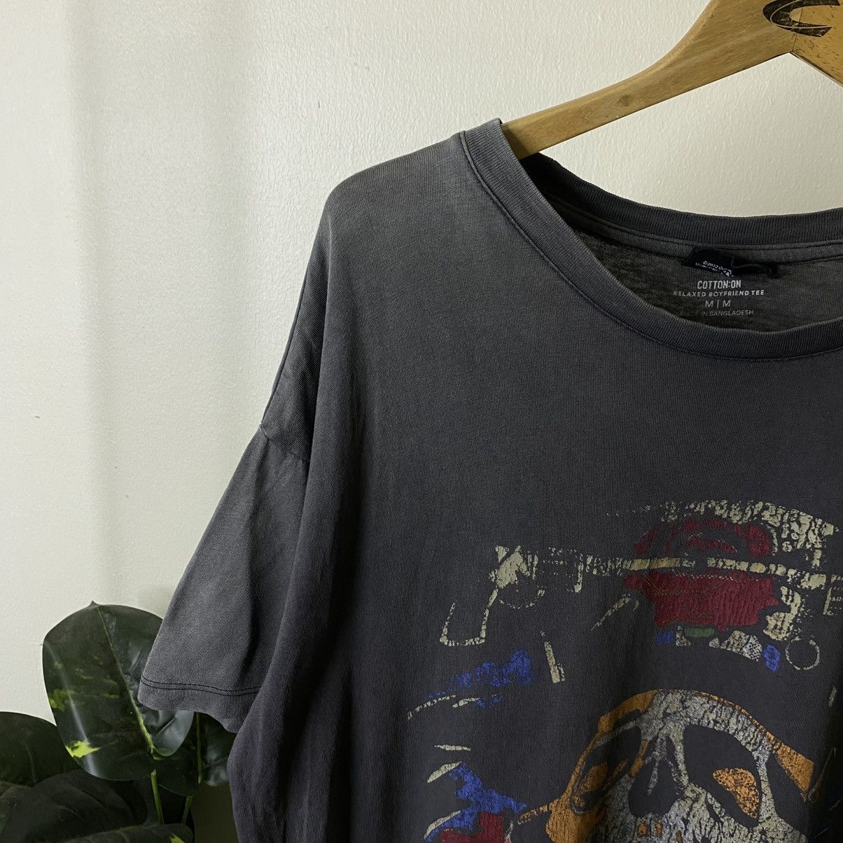 Guns N' Roses Cotton on x Gun N Roses Band Sunfaded Tee Size US XL / EU 56 / 4 - 3 Thumbnail