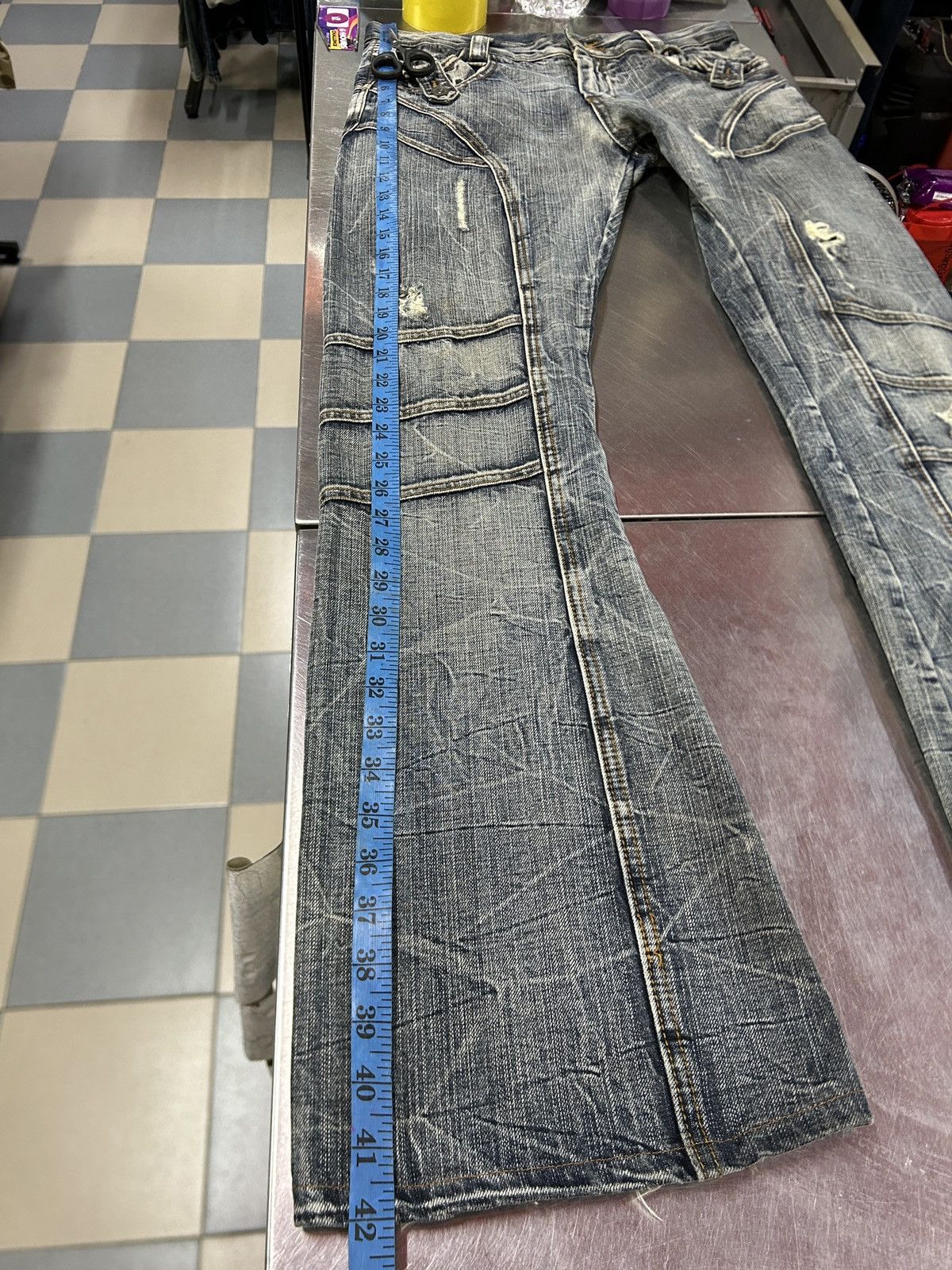 semanticdesign Vintage Semantic Design Clawmark Distressed Flare Jeans Size US 31 - 20 Thumbnail