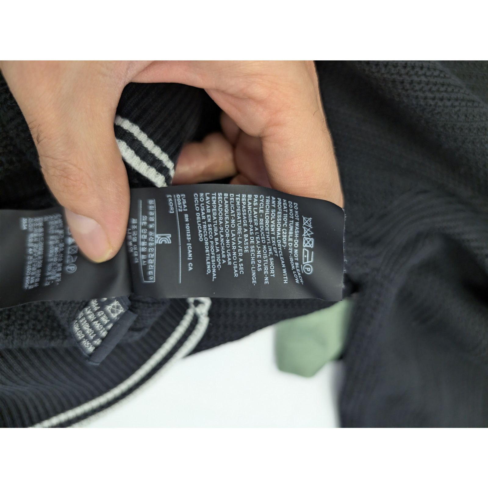 Tom Ford o1rshd1 CC20 Sweatshirt in Black Size US M / EU 48-50 / 2 - 18 Thumbnail