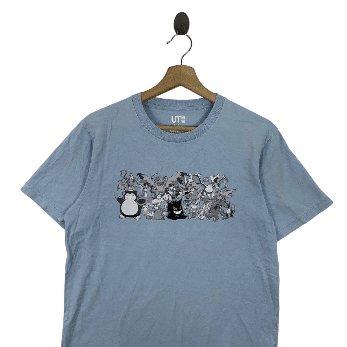 Uniqlo UNIQLO x POKEMON COLLECTION Shadow 2020 Edition Tee Shirt Size M / US 6-8 / IT 42-44 - 2 Thumbnail