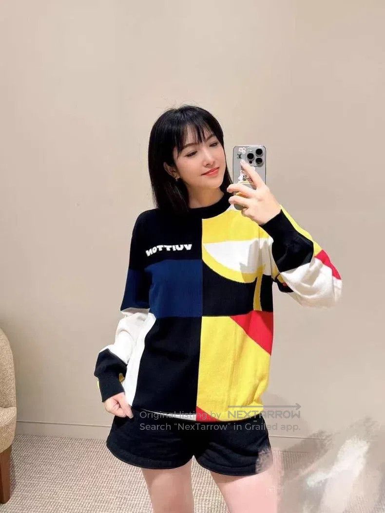 Louis Vuitton Louis Vuitton 25 new patchwork contrast long sleeves Size US M / EU 48-50 / 2 - 4 Thumbnail
