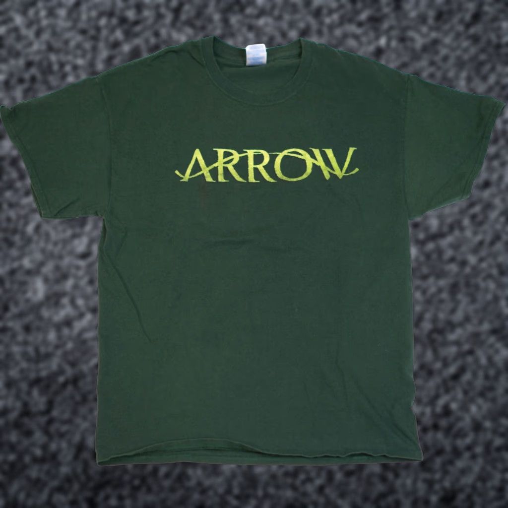 Gildan VINTAGE Gildan CW ARROW TV SERIES Green T-Shirt L Men Crew Neck Short Sleeve Graphic Tee Logo DC Comics Green Arrow Super Hero Retro TV Show Size US L / EU 52-54 / 3 - 1 Thumbnail