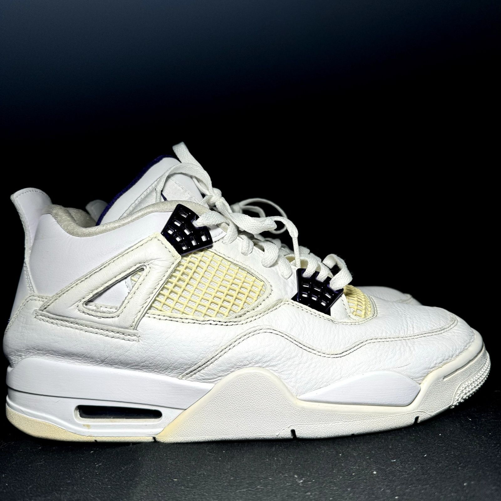 Jordan Brand × Nike Size 9 - Nike Air Jordan 4 Retro Purple Metallic Men's Shoes Size US 9 / EU 42 - 1 Thumbnail
