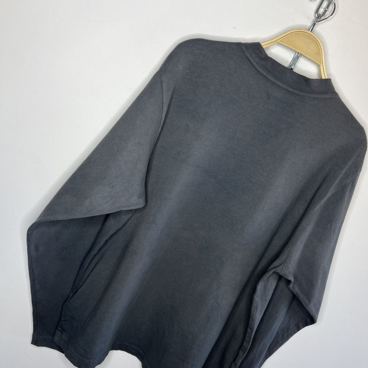 Balenciaga × Gap × Kanye West Yeezy Gap Engineered by Balenciaga Longsleeve Tee Size US M / EU 48-50 / 2 - 9 Thumbnail
