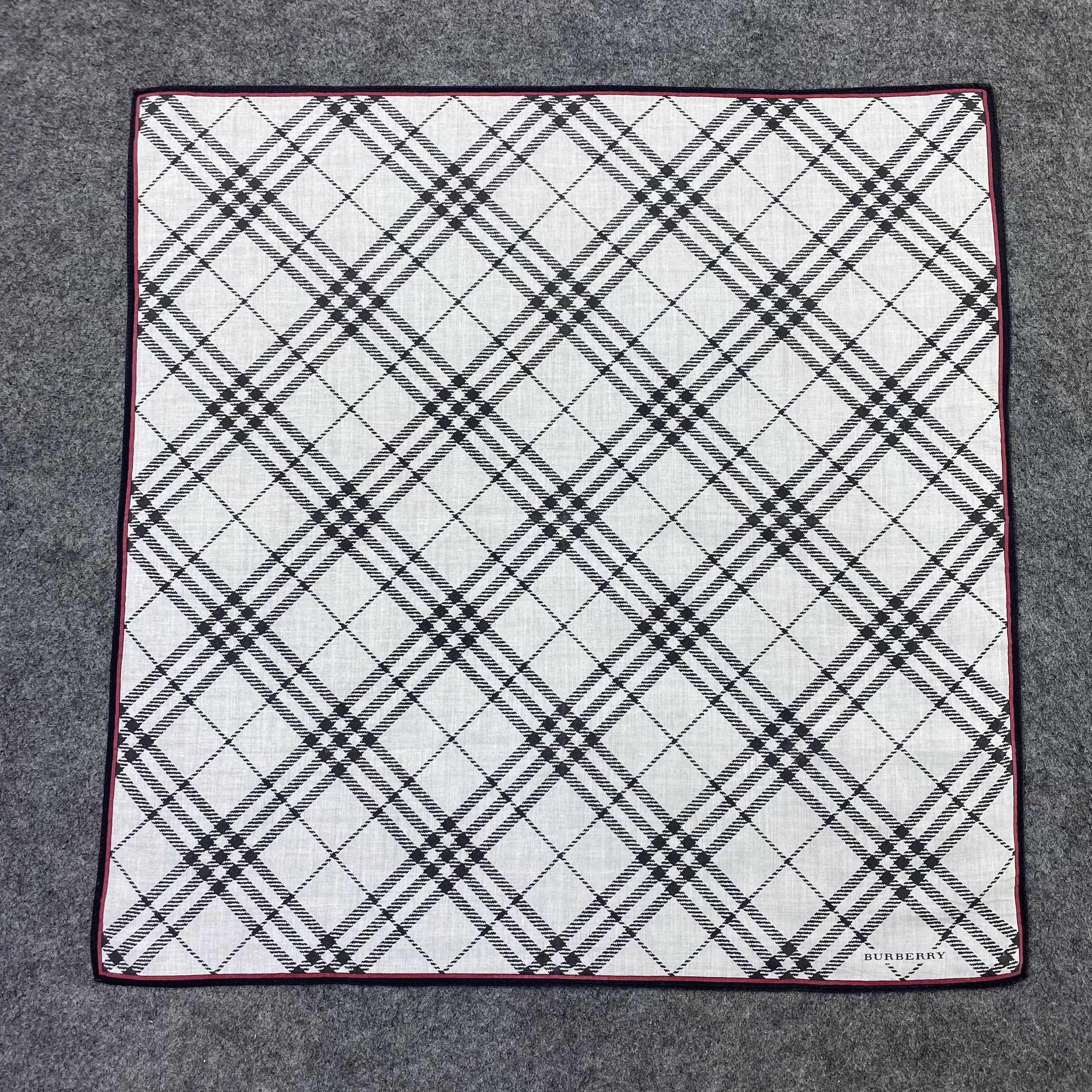 Burberry Burberry Handkerchief Neckerchief Bandana-B2072 Size ONE SIZE - 3 Thumbnail