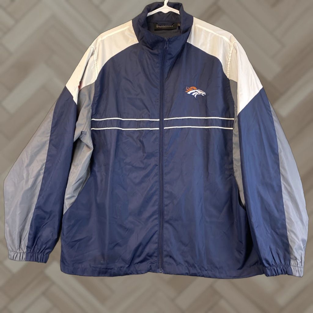 Izod IZOD Dunbrook Men L Large Broncos Windbreake Jacket Navy Zip Up Zip Pockets 70-21 Size US L / EU 52-54 / 3 - 1 Thumbnail