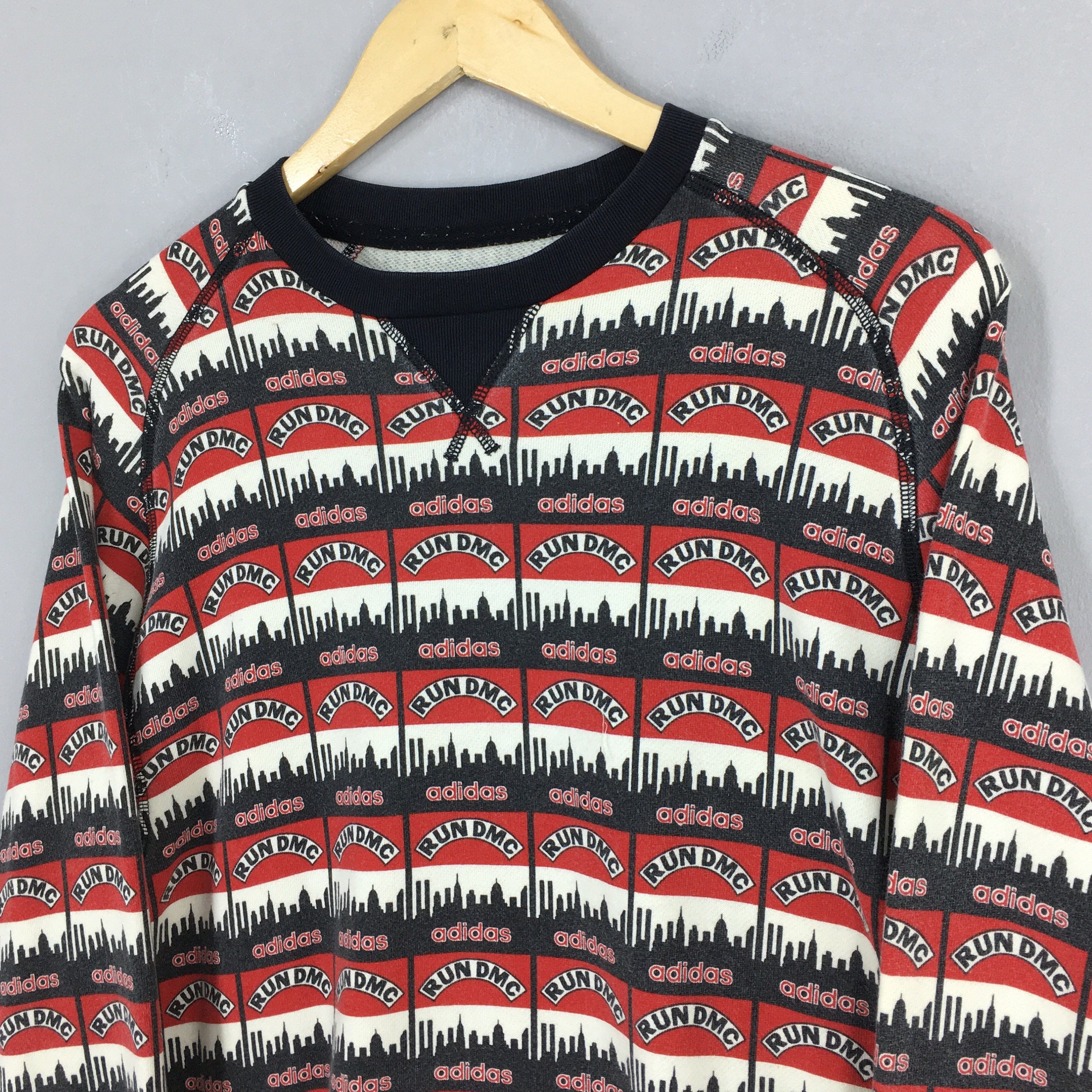 Adidas × RUN DMC Vintage Adidas Run DMC Stripes Overpinted Sweater Small Size US S / EU 44-46 / 1 - 3 Thumbnail