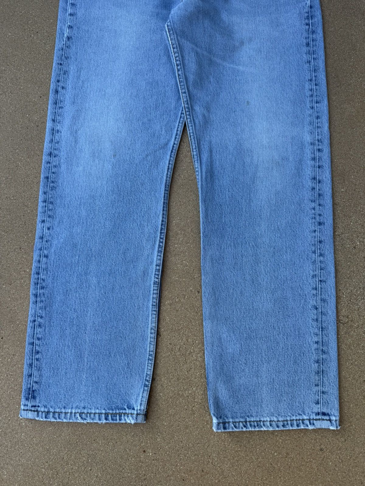 Levi's Vintage 90s Levi’s 501xx Buttonfly Straight Leg Jeans 33x29 Size US 33 - 3 Thumbnail